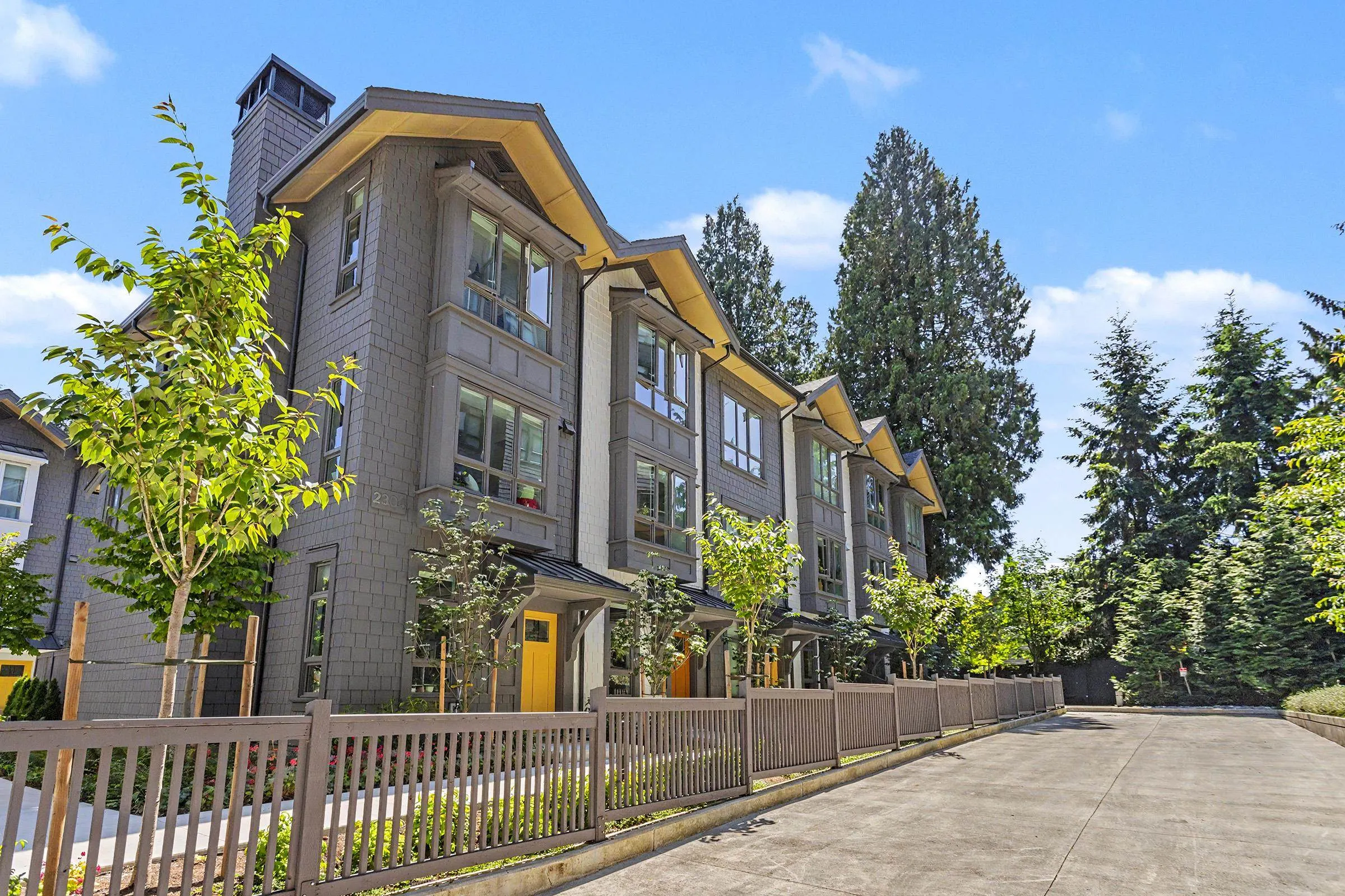 2304 Emery Court #105