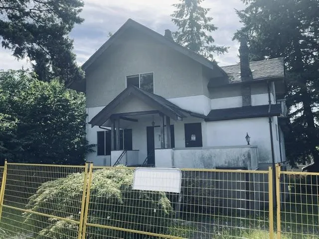 5449 Barker Avenue