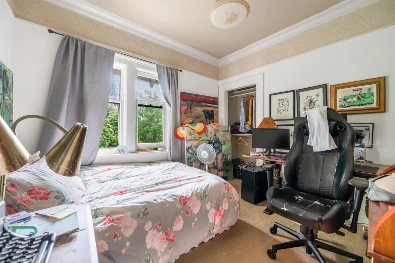 1650 Cedar Crescent
