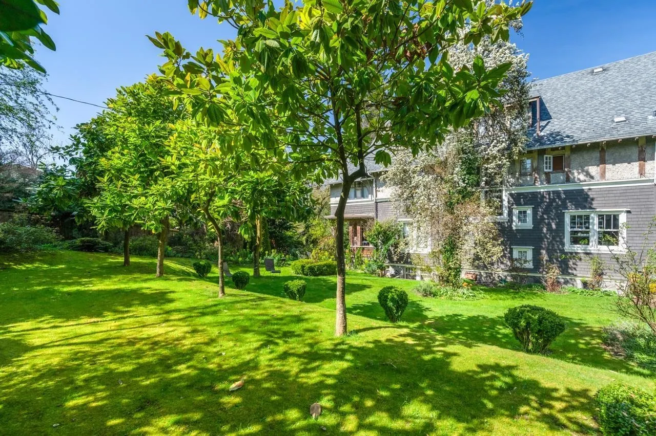1650 Cedar Crescent