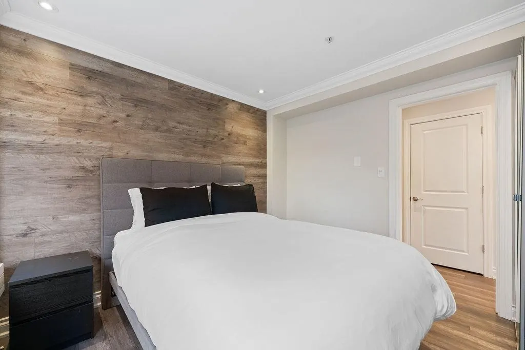 2287 W 3rd Avenue #203