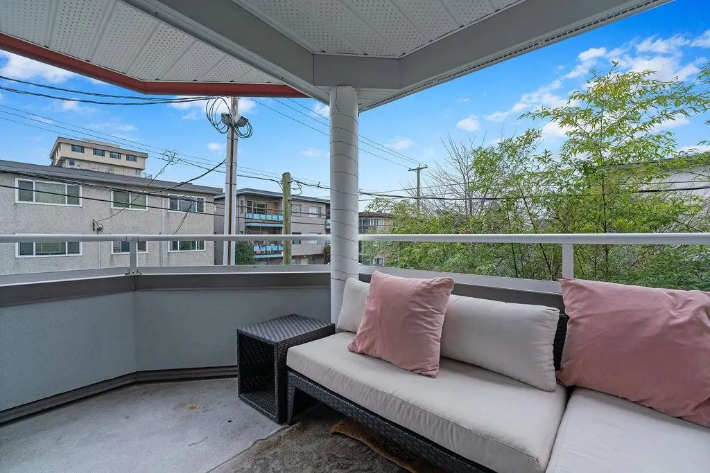 2287 W 3rd Avenue #203