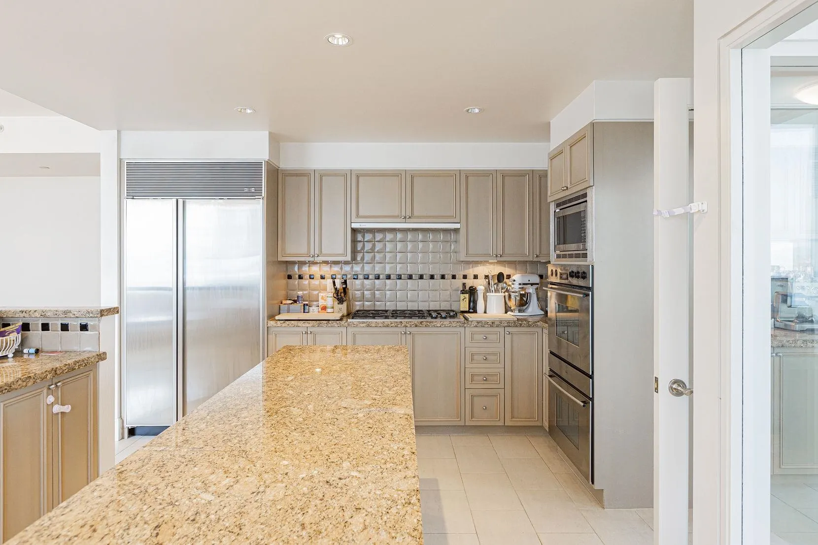 323 Jervis Street #2302