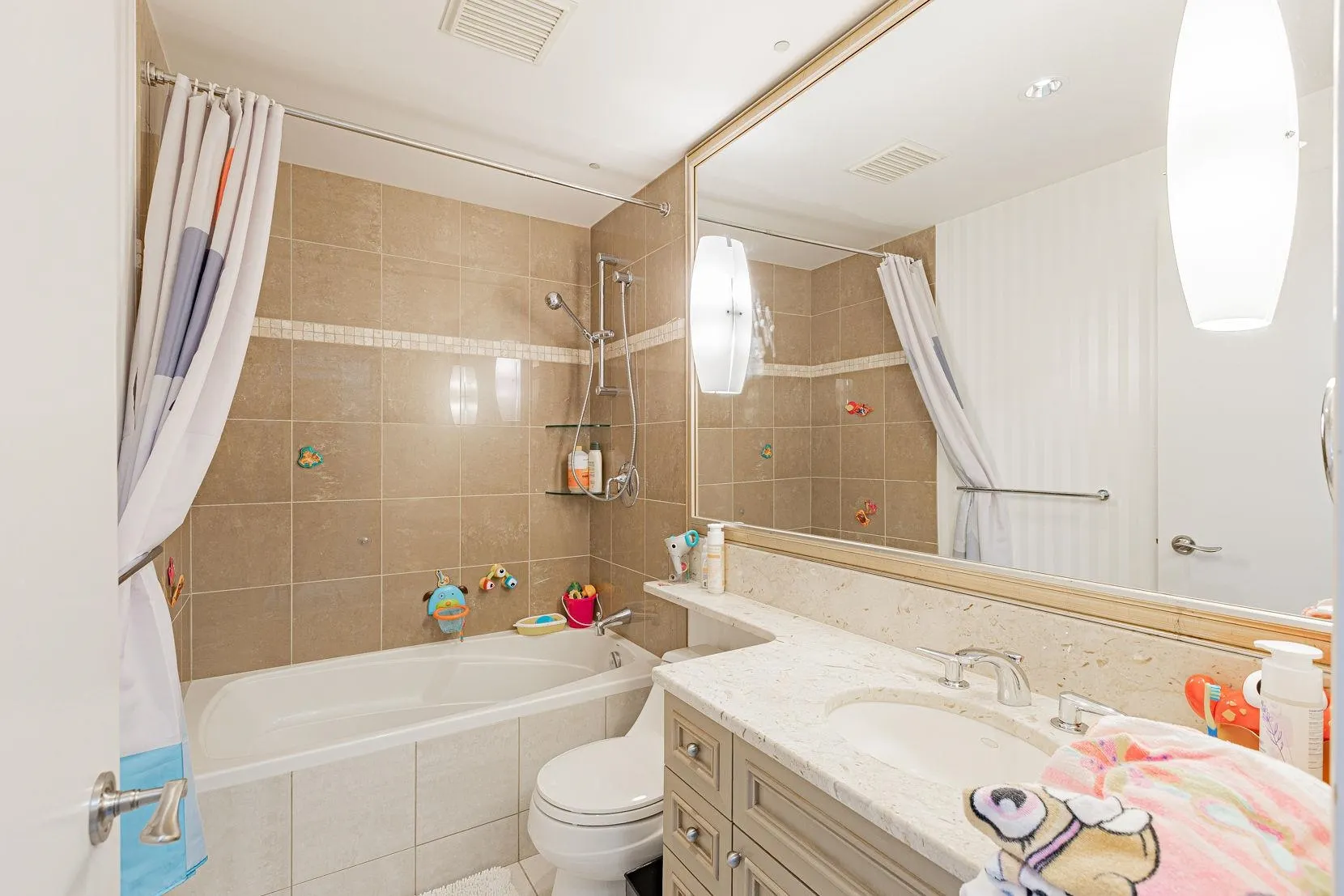 323 Jervis Street #2302
