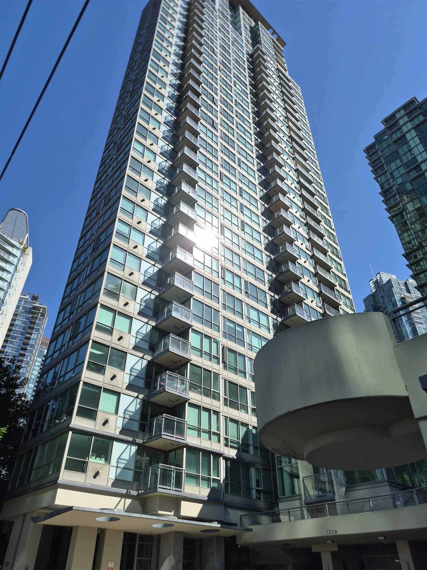 1328 W Pender Street #3307