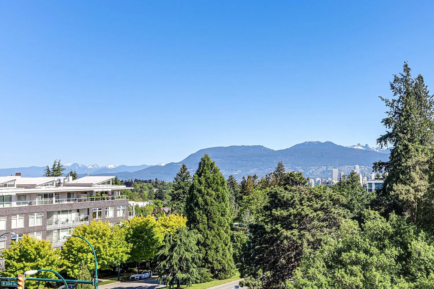 4908 Cambie Street #404