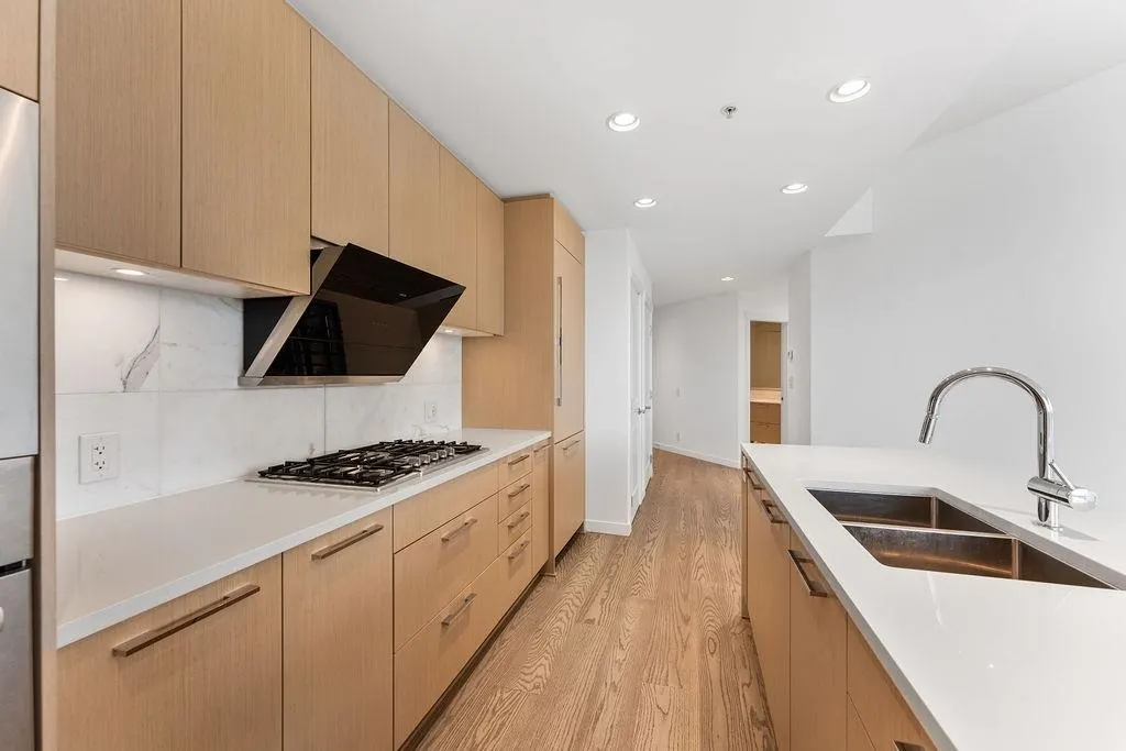 3533 Ross Drive #1306