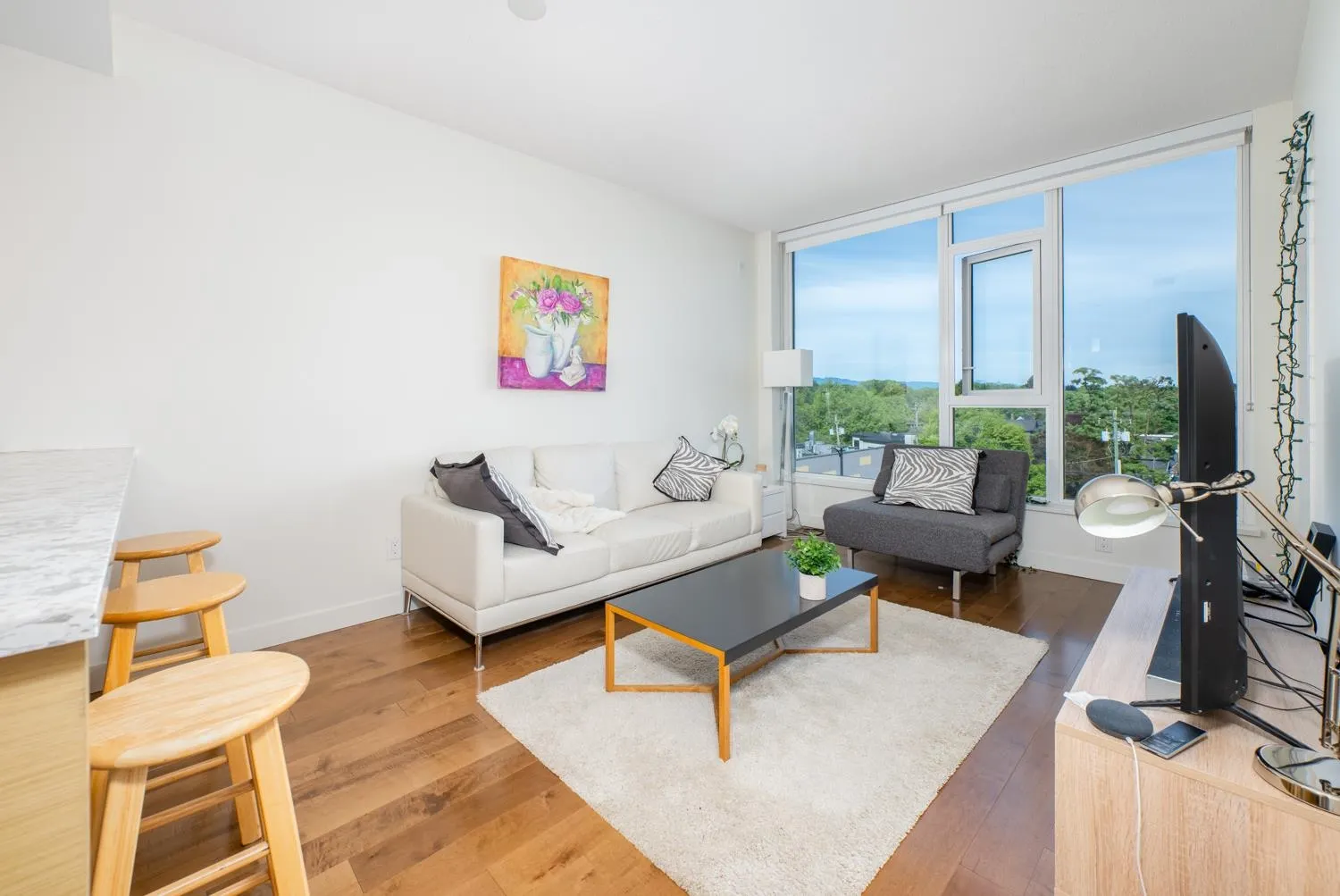 4083 Cambie Street #309