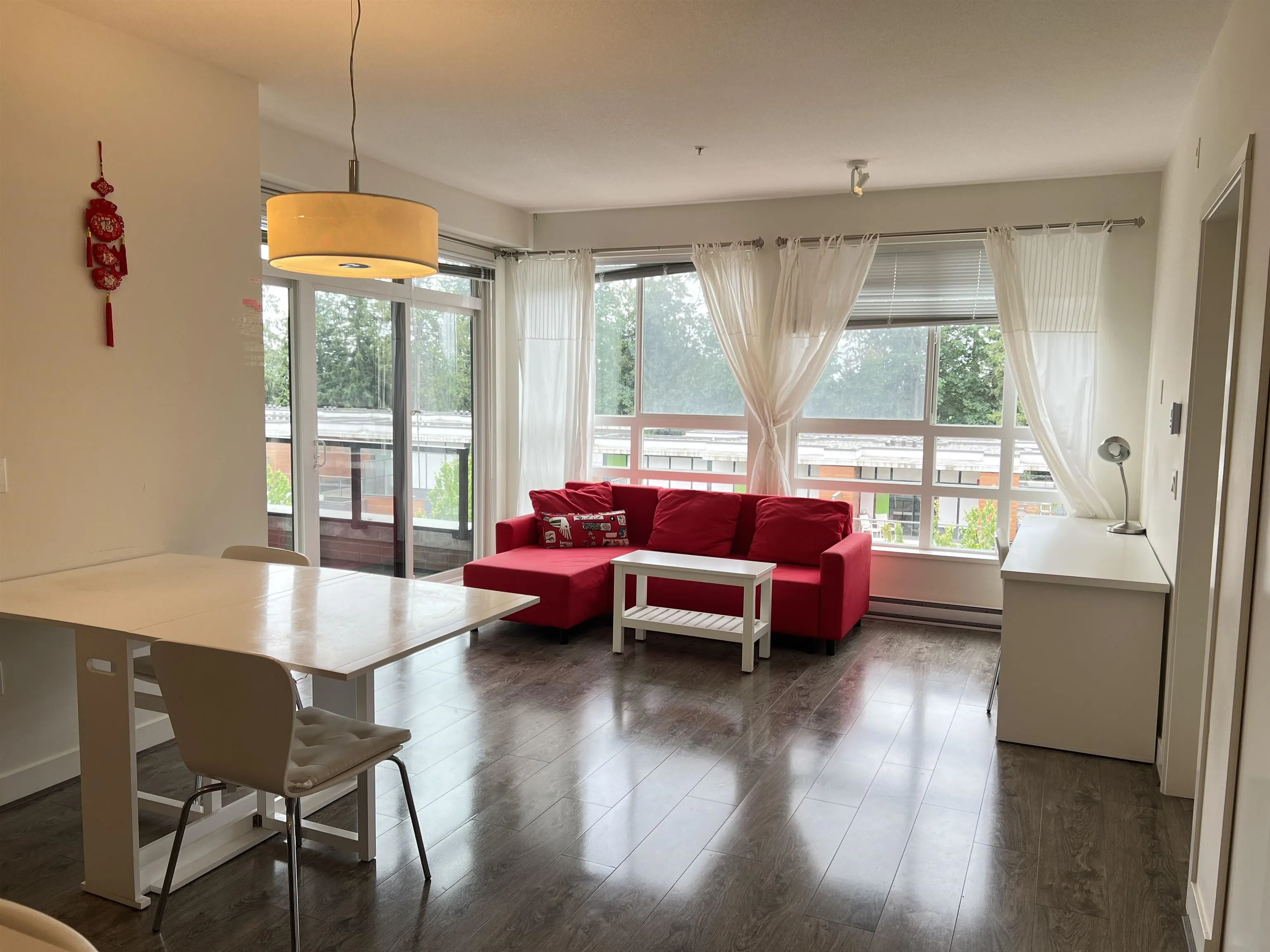 6033 Gray Avenue #506