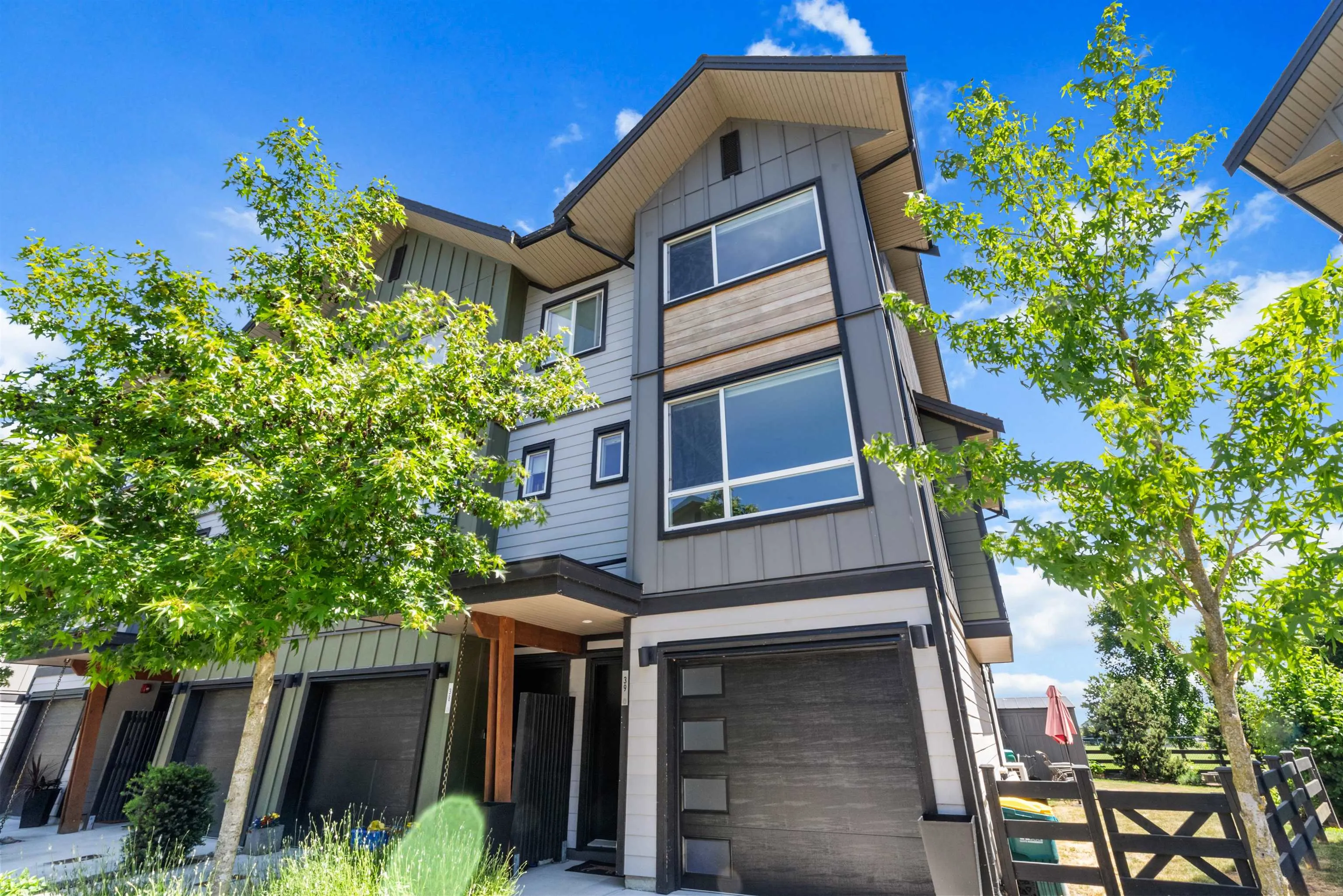 4292 Wolf Way #39