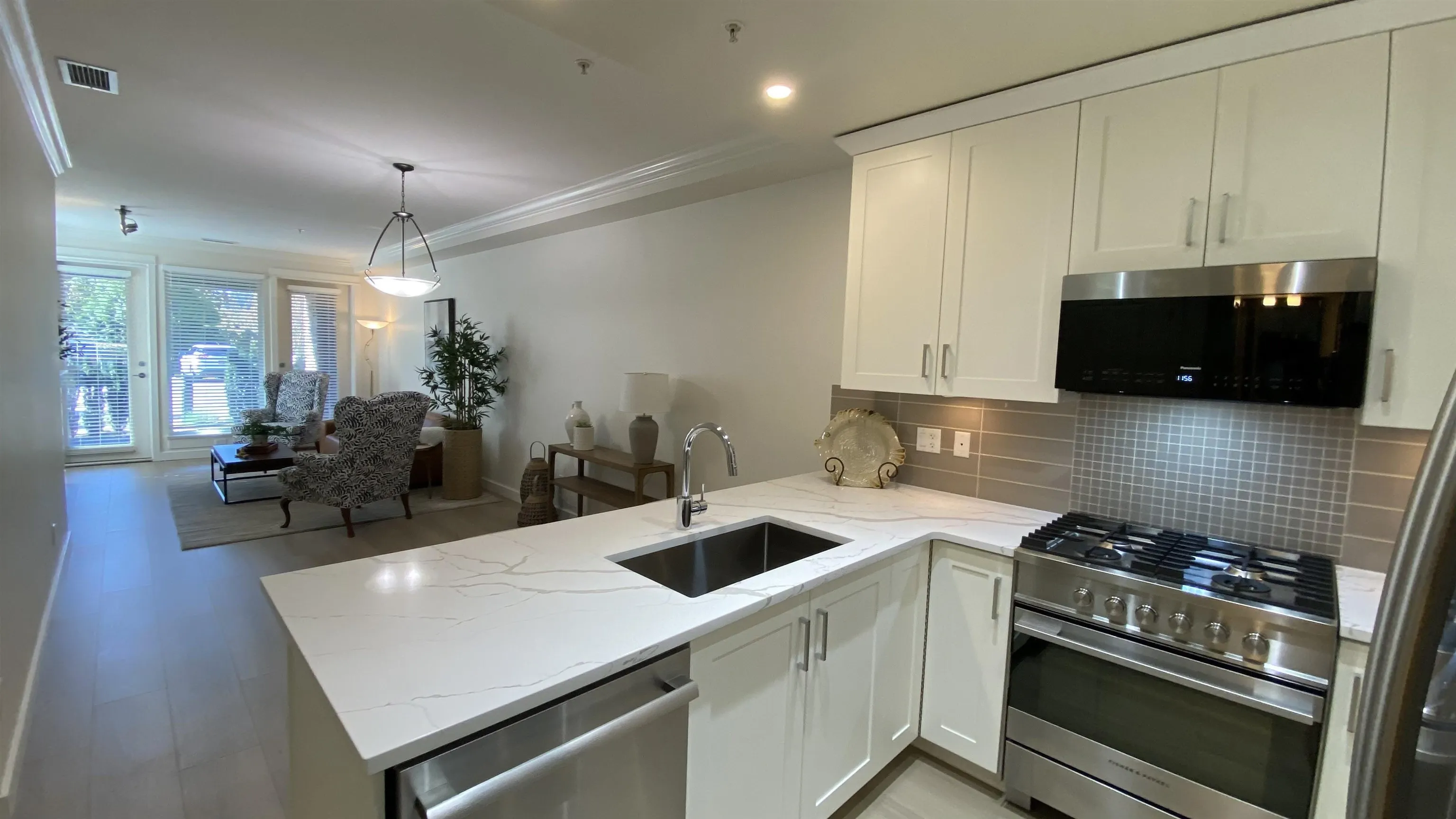 5099 Springs Boulevard #101