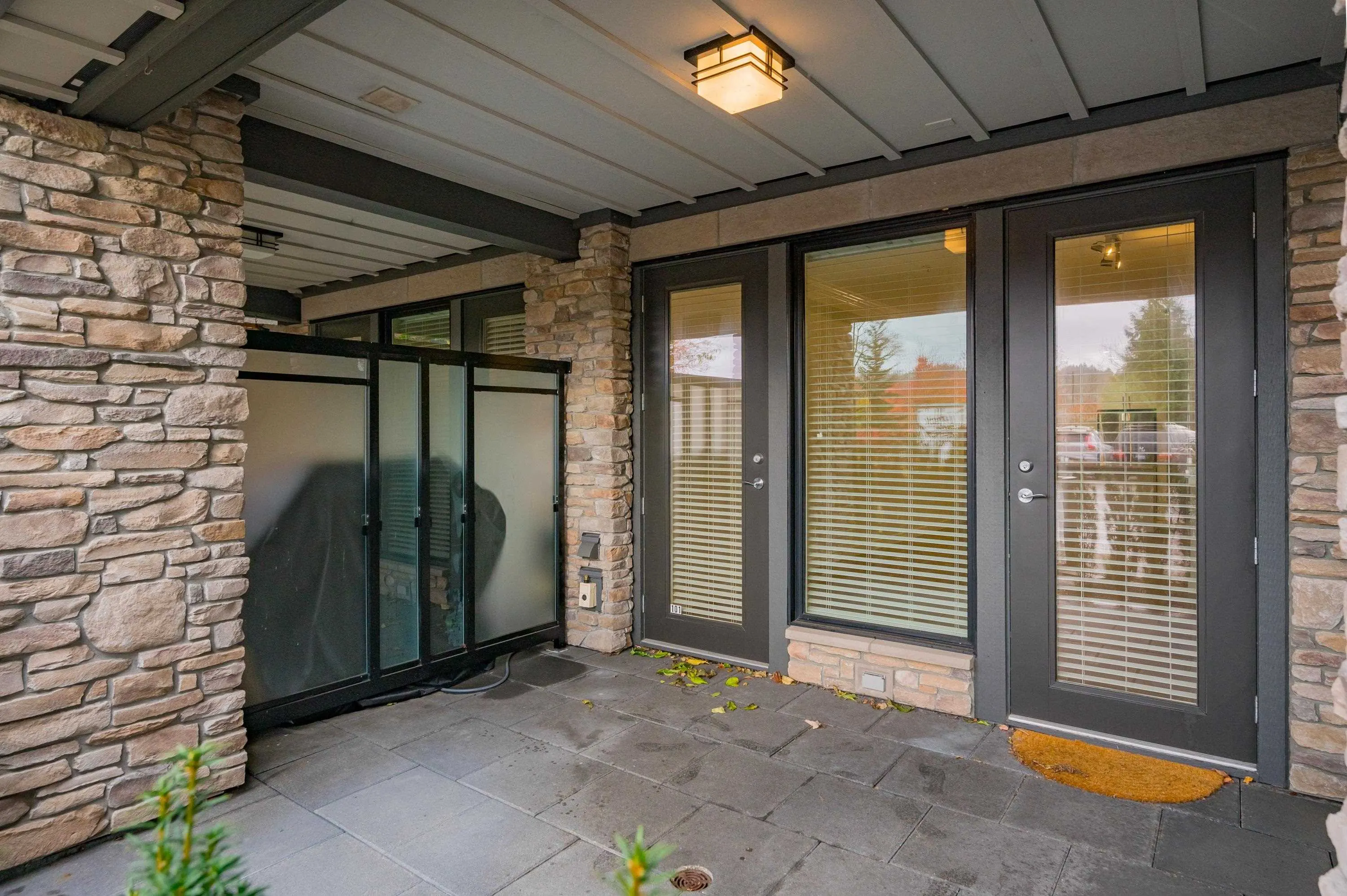 5099 Springs Boulevard #101