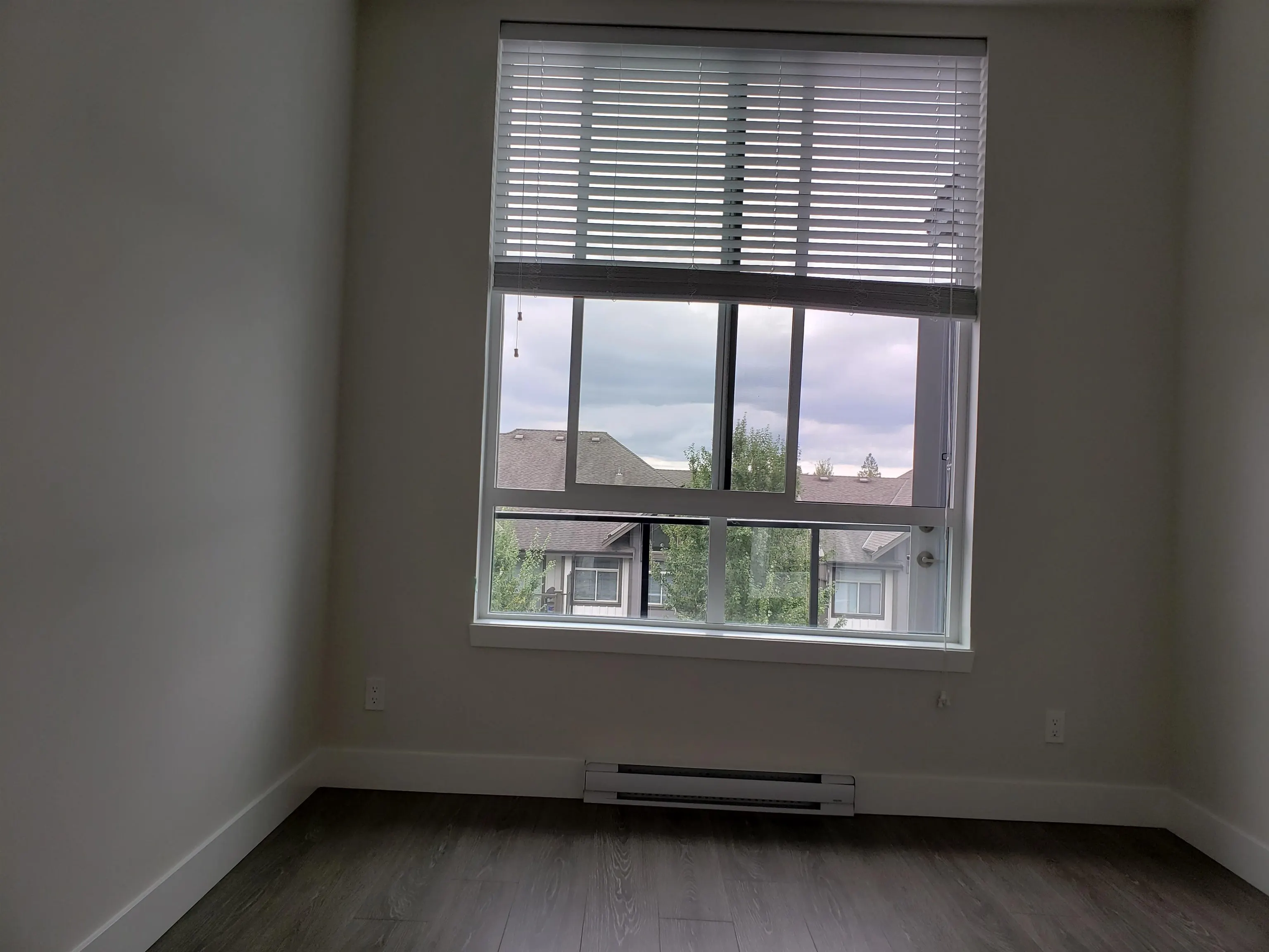 15351 101 Avenue #515