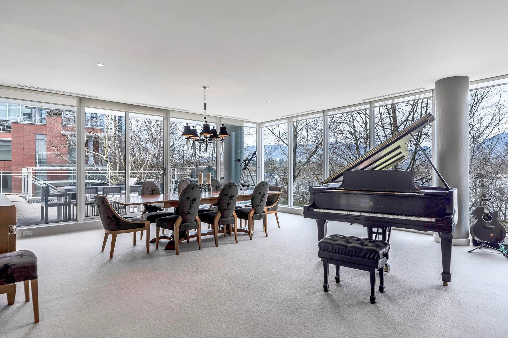 1139 W Cordova Street #101