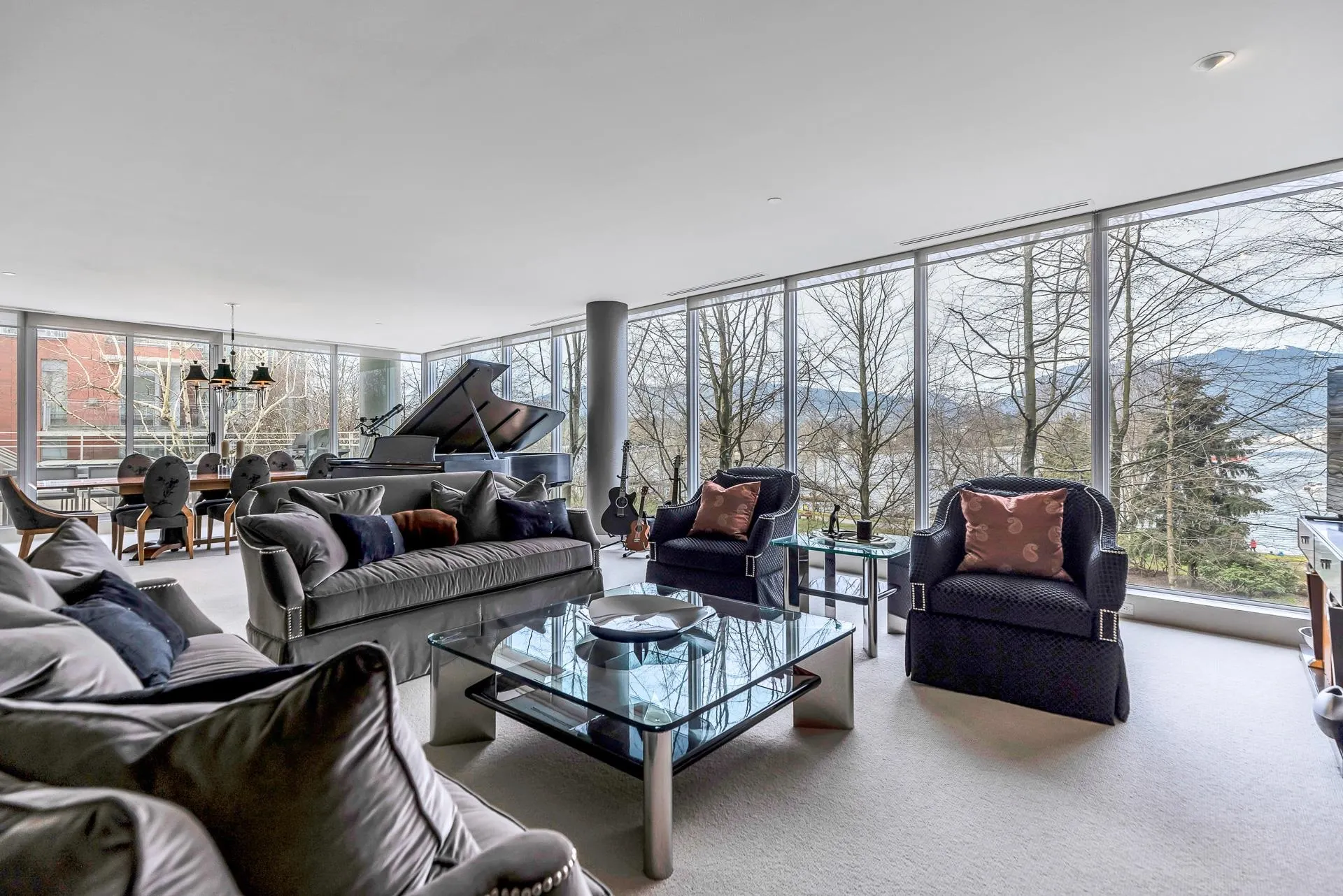 1139 W Cordova Street #101