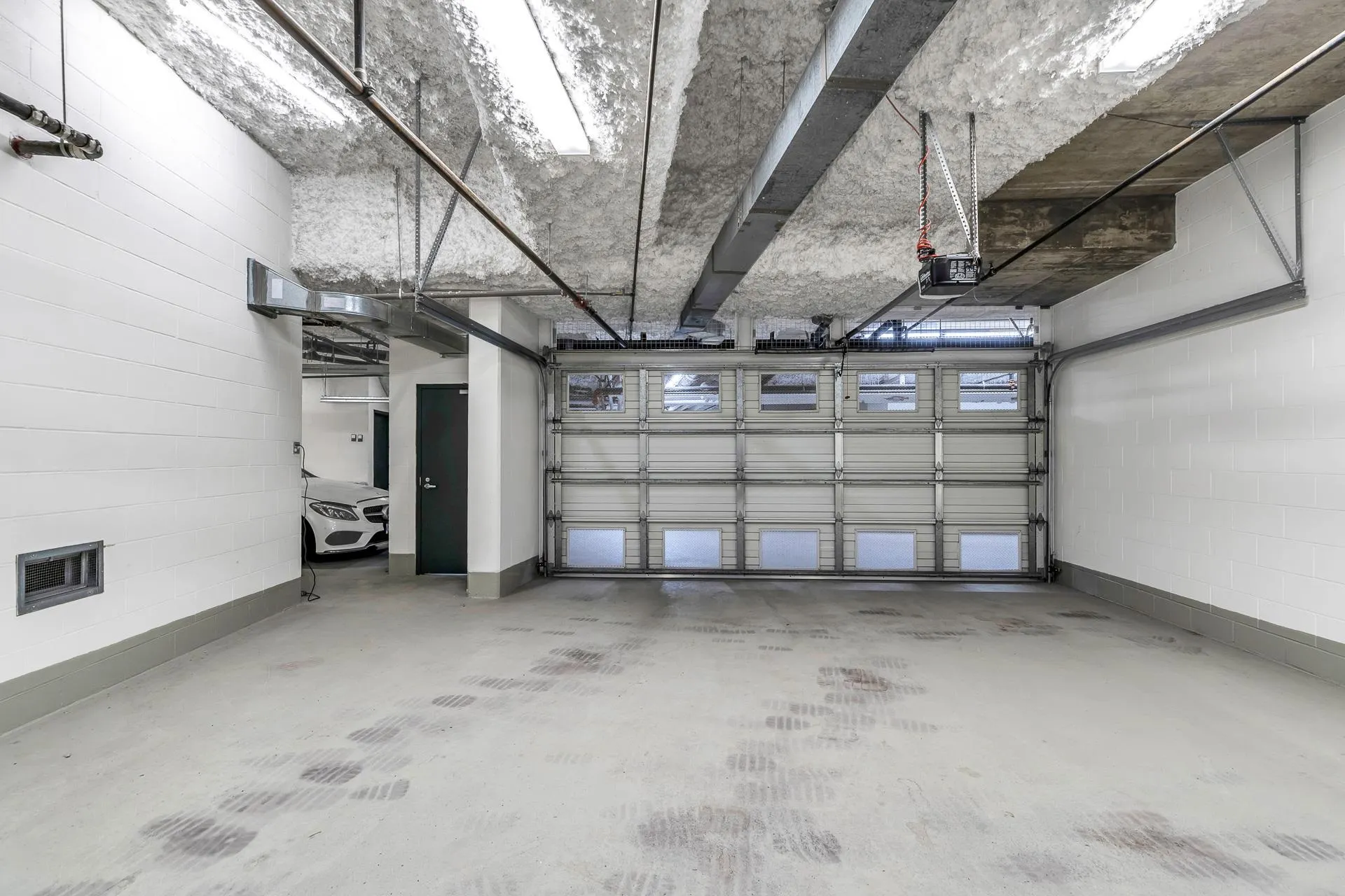 1139 W Cordova Street #101