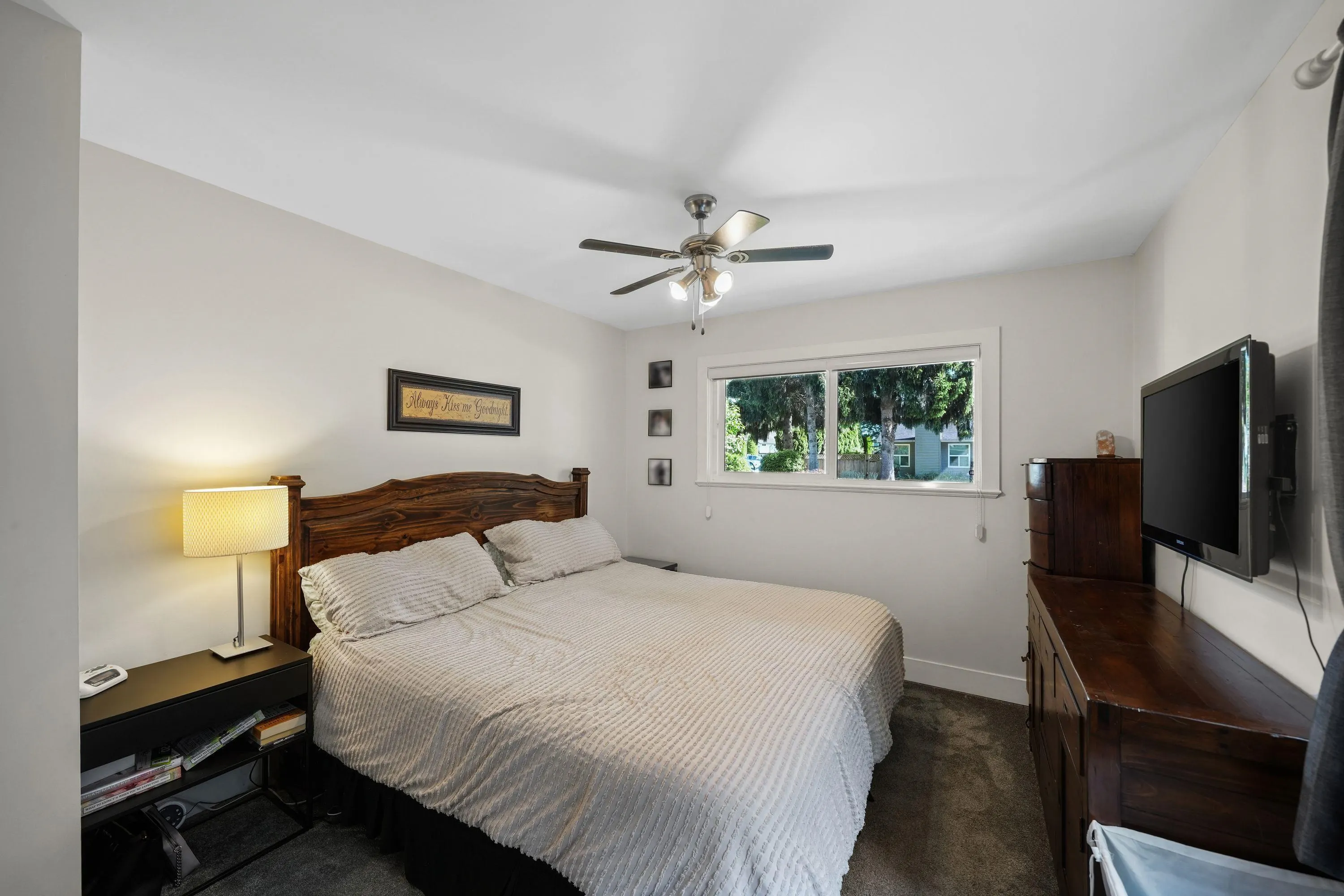 1737 Anderson Way