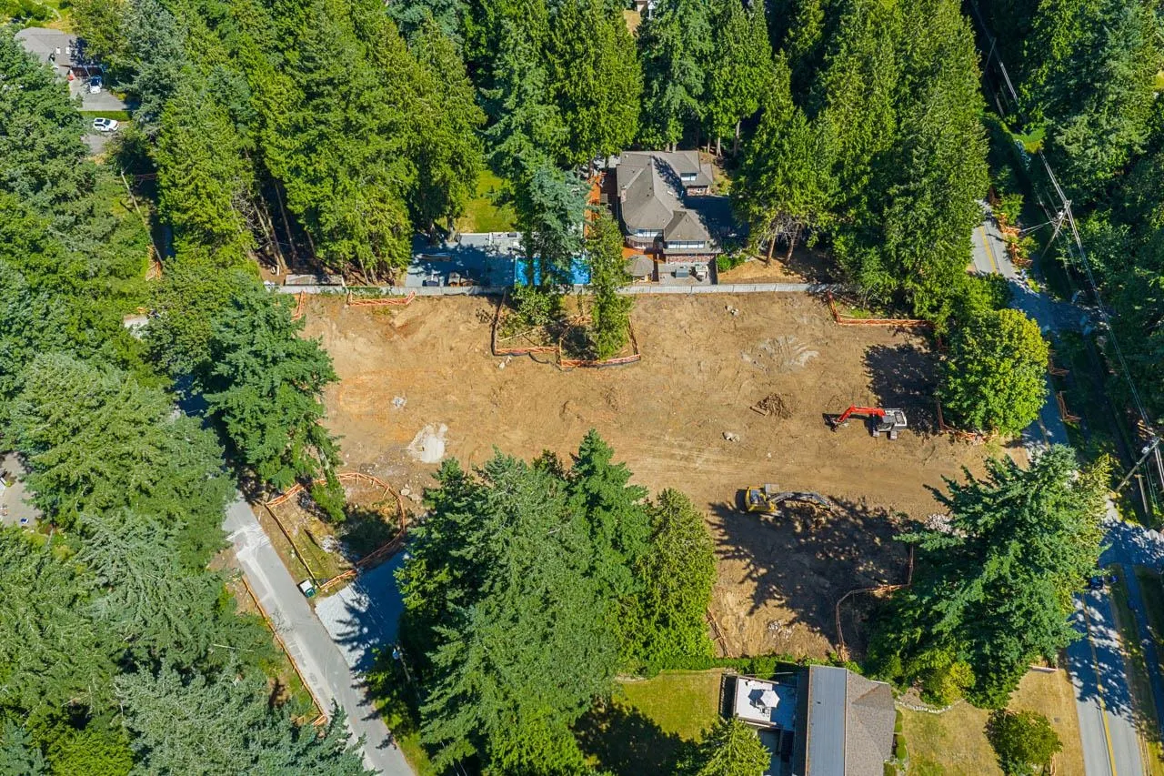 13803 56 Avenue