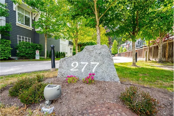 277 171 Street #8