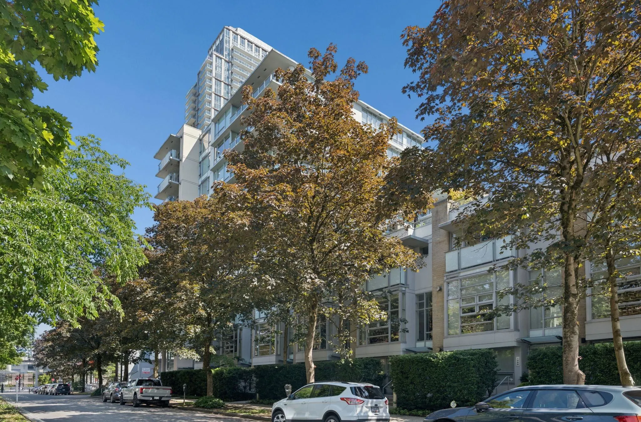 1530 W 8th Avenue #403