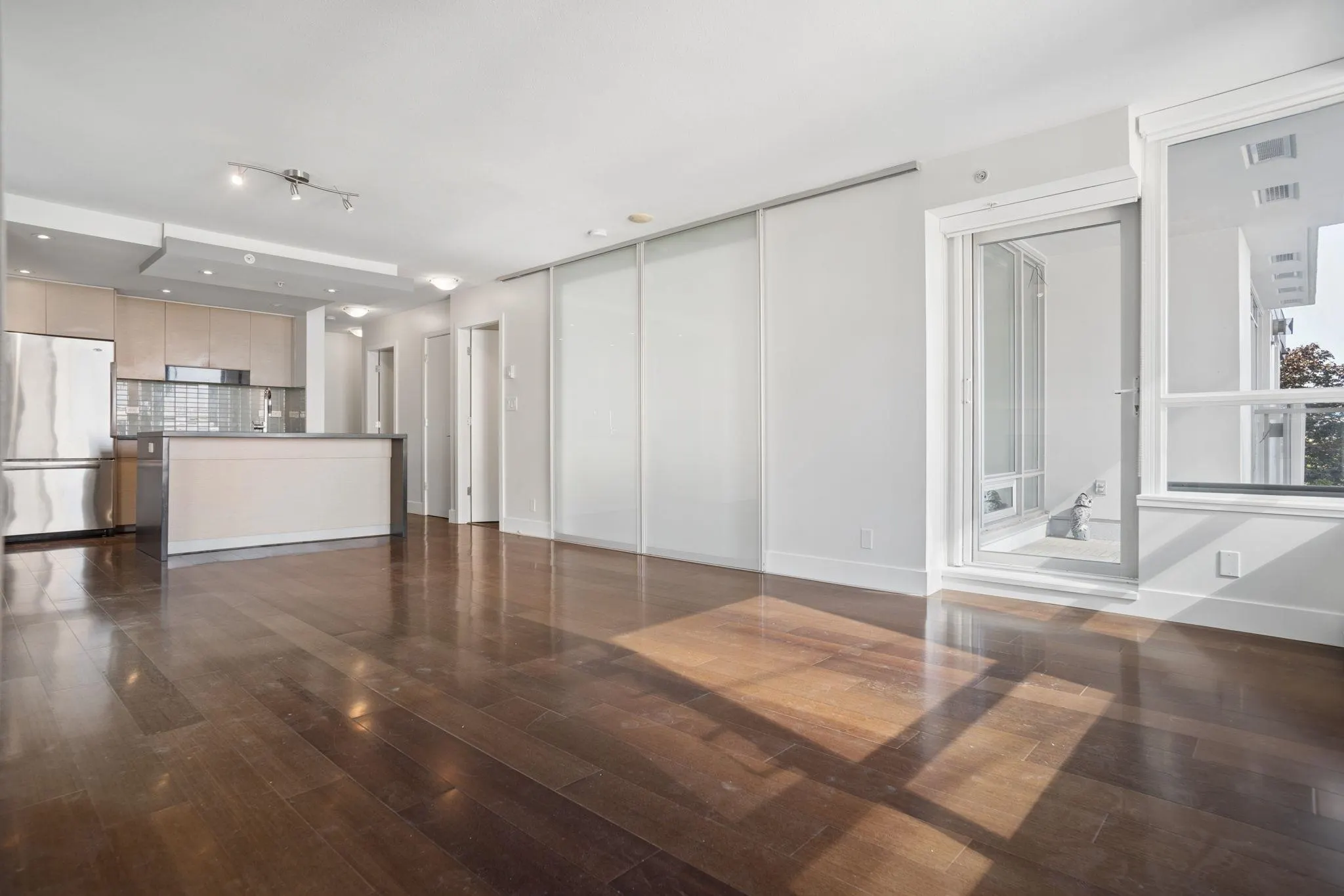 1530 W 8th Avenue #403