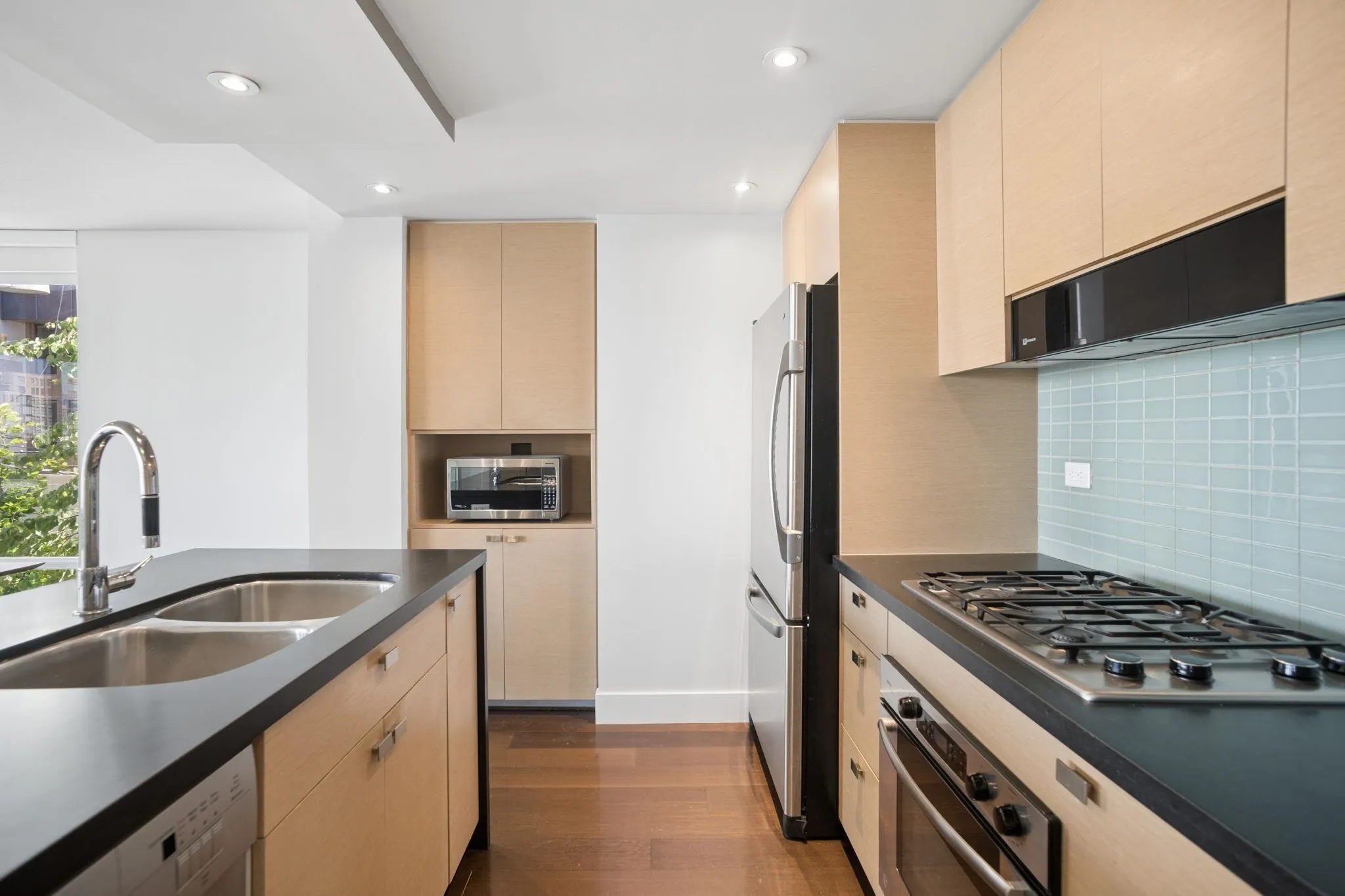 1530 W 8th Avenue #403