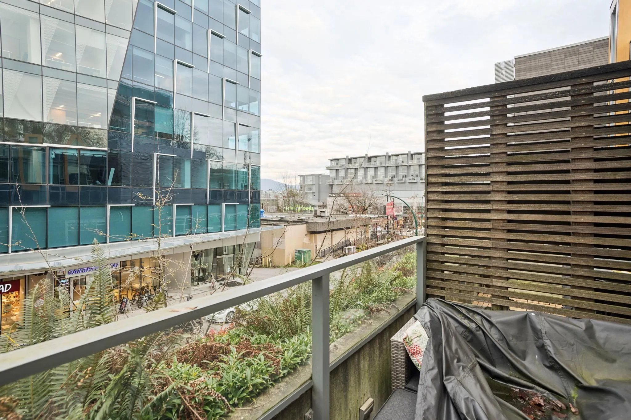 522 8th Avenue #205