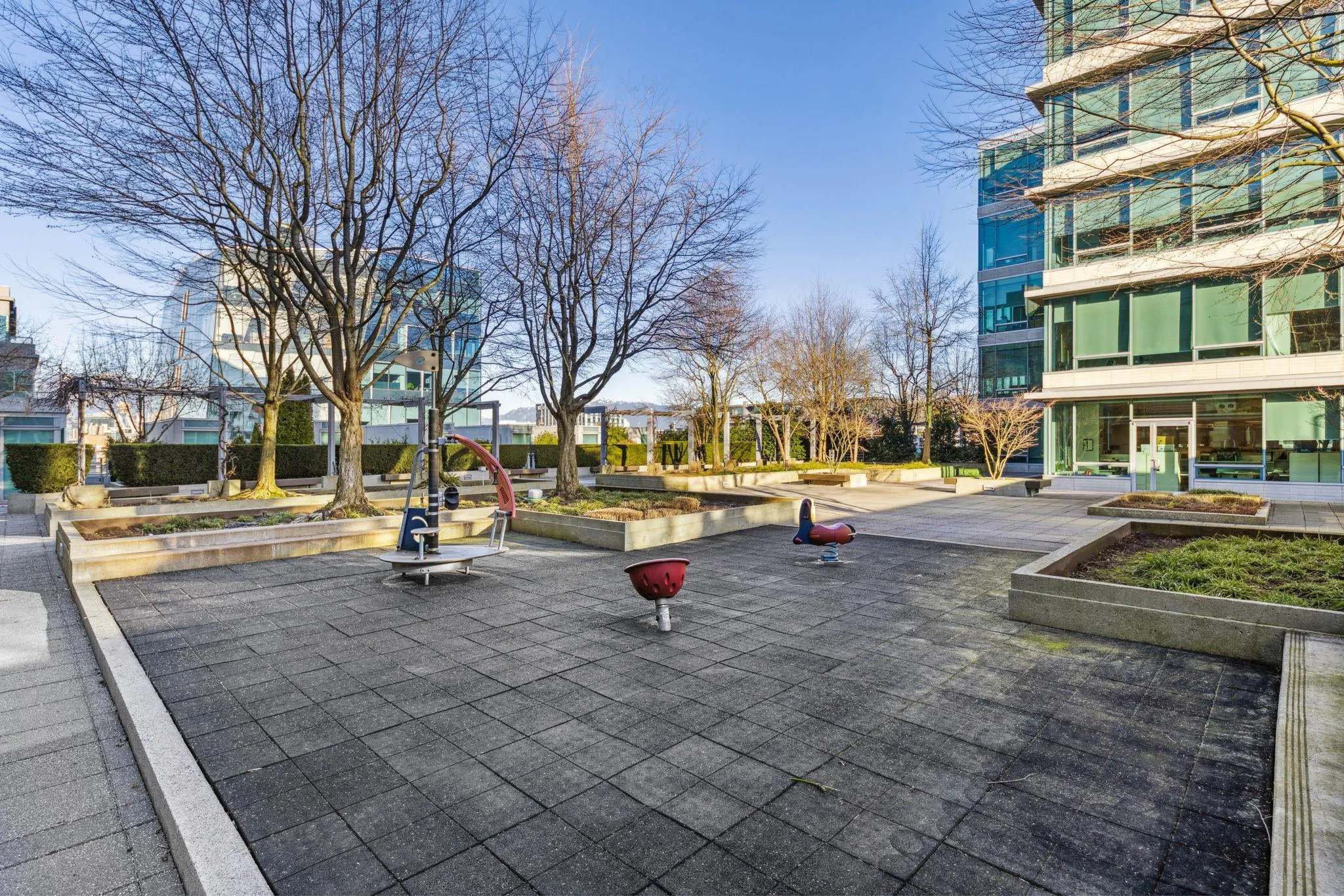 522 8th Avenue #205