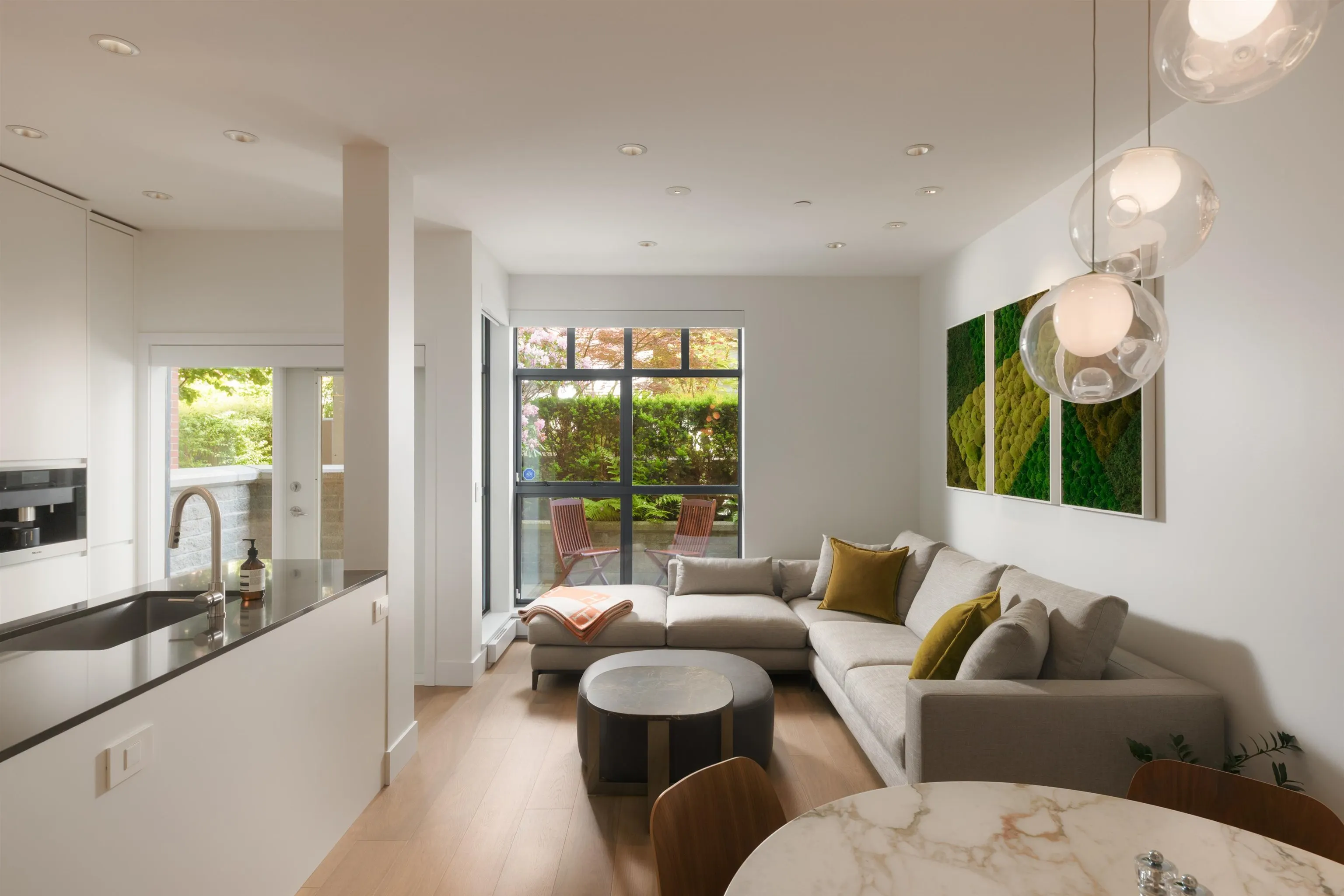 2688 Vine Street #106