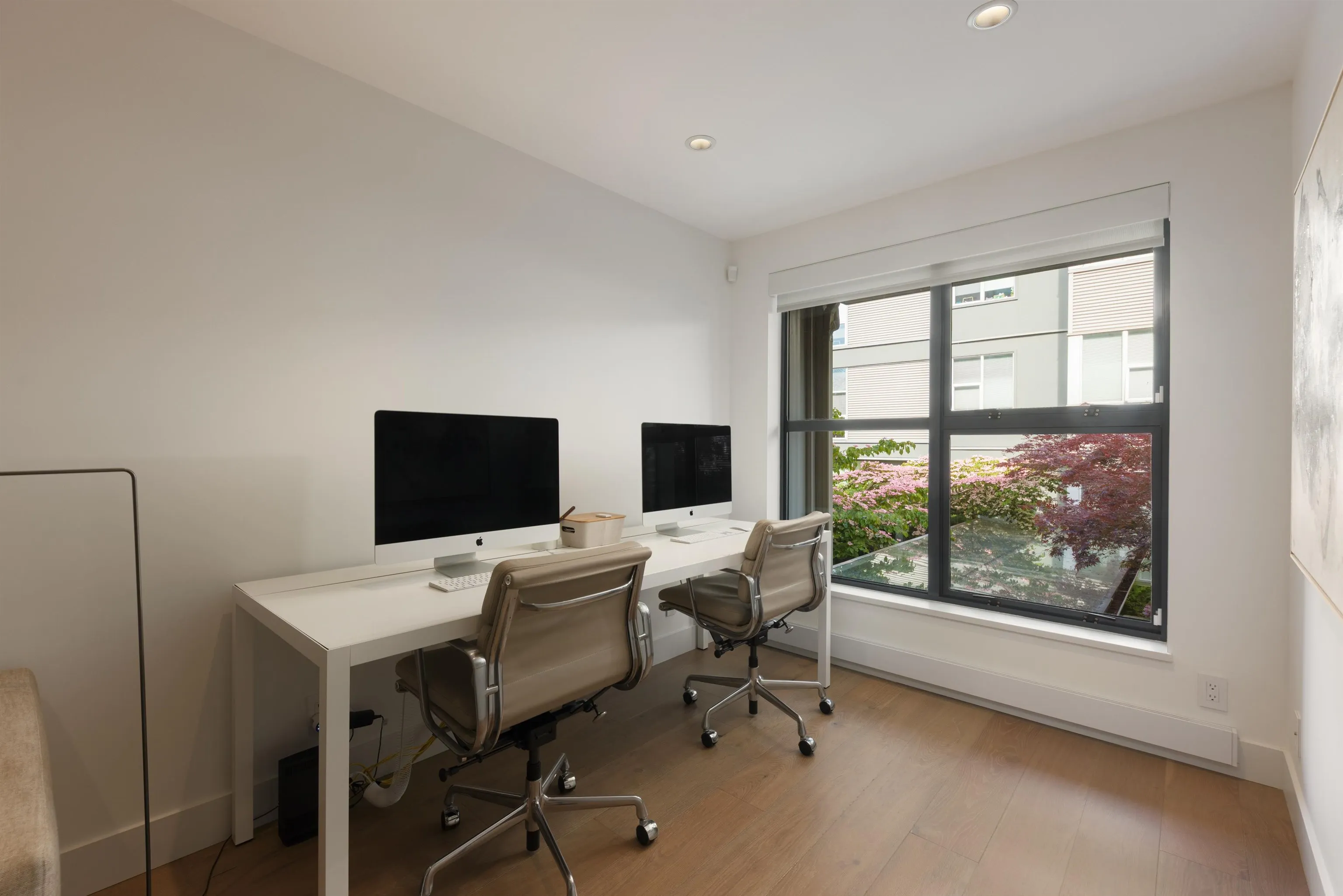 2688 Vine Street #106