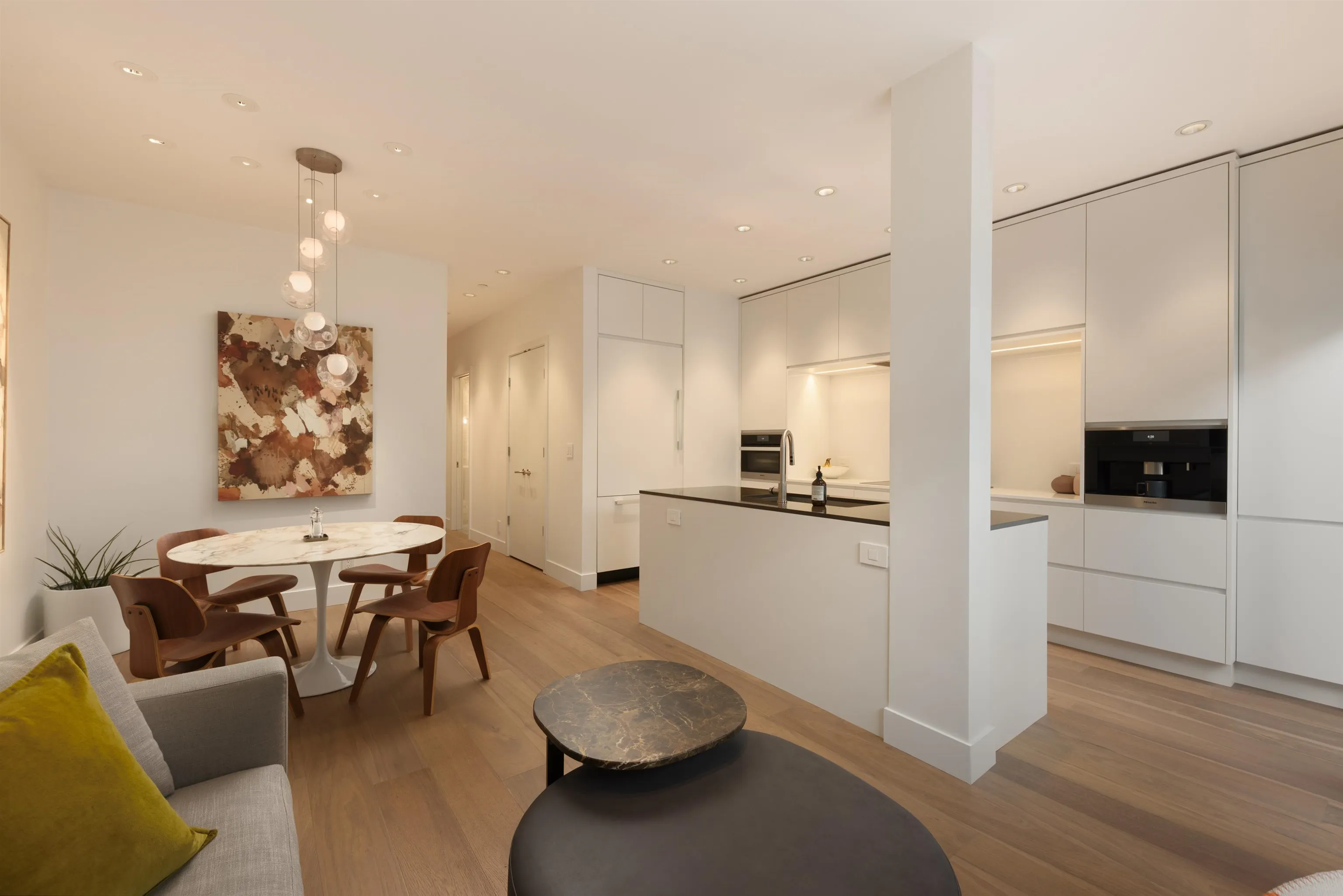 2688 Vine Street #106