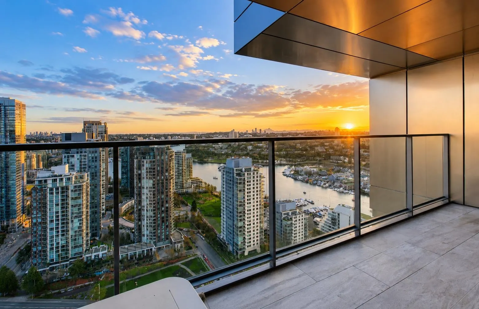 1480 Howe Street #3809