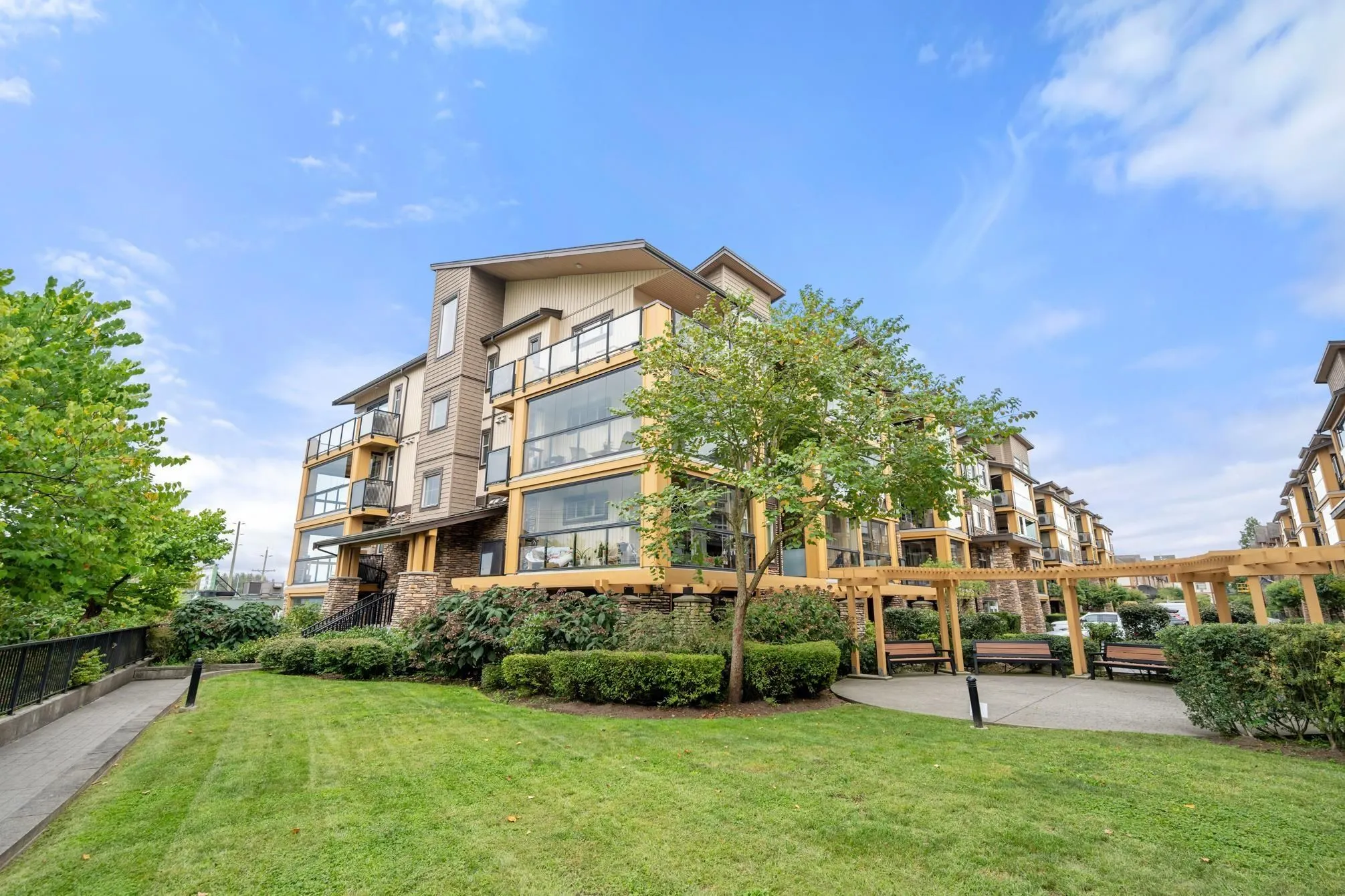 12655 190a Street #209