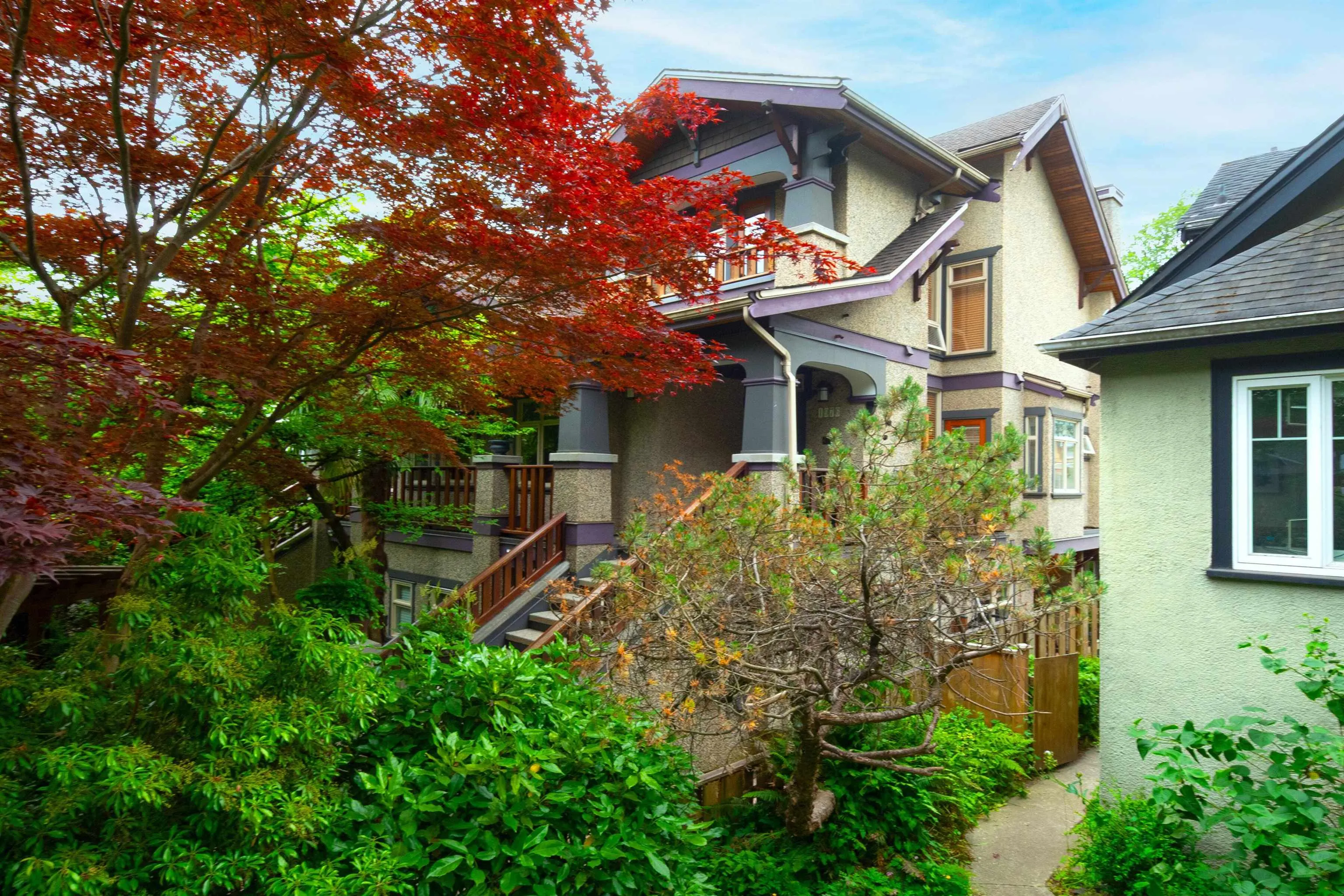1978 W 12th Avenue