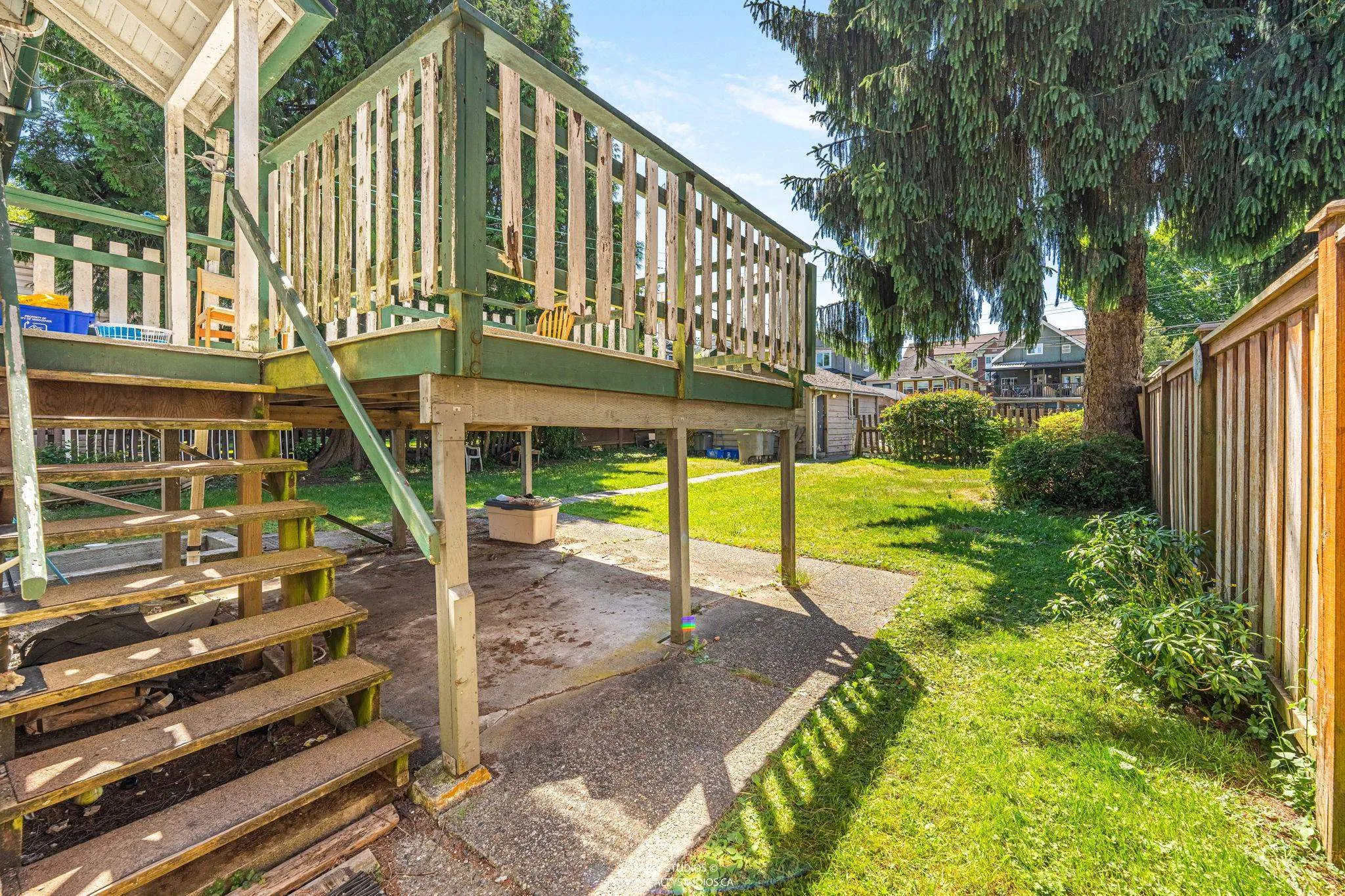 28 W King Edward Avenue