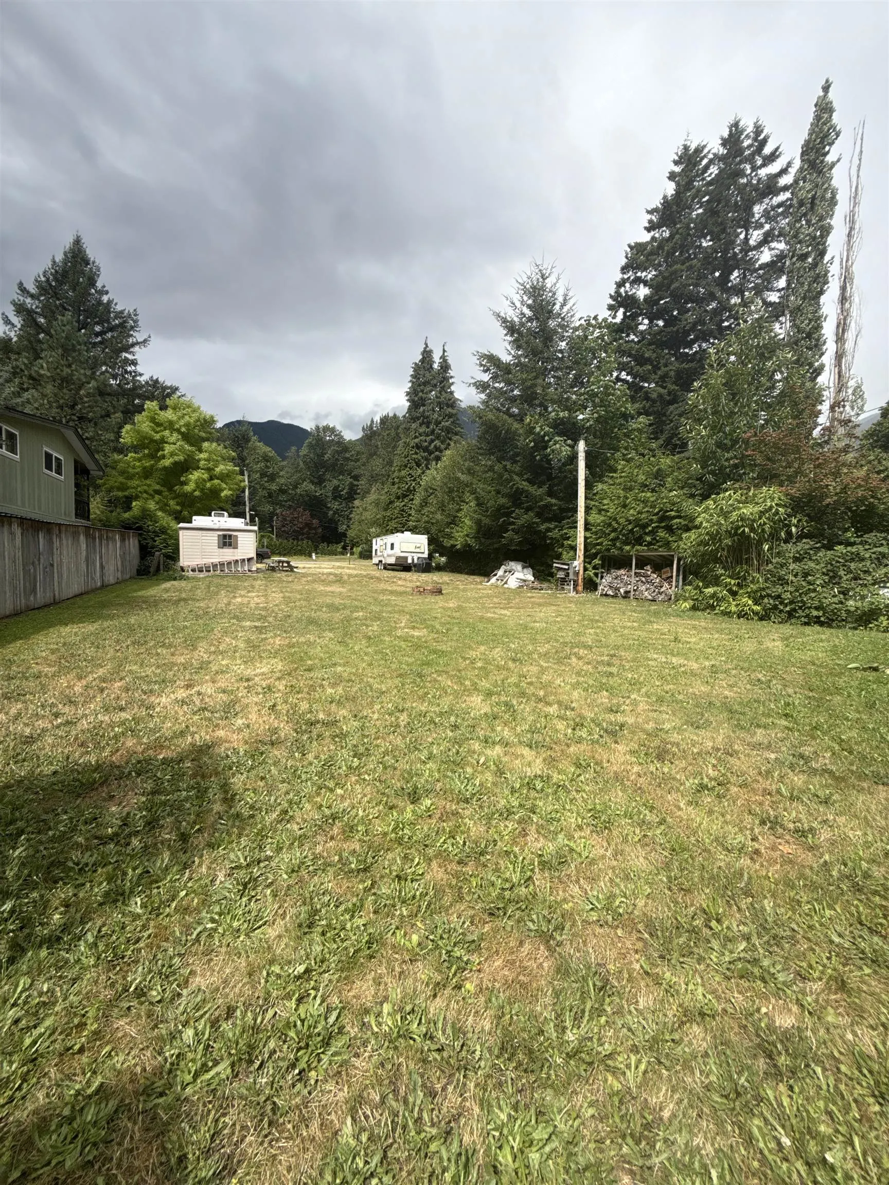 12050 Hodgkin Road