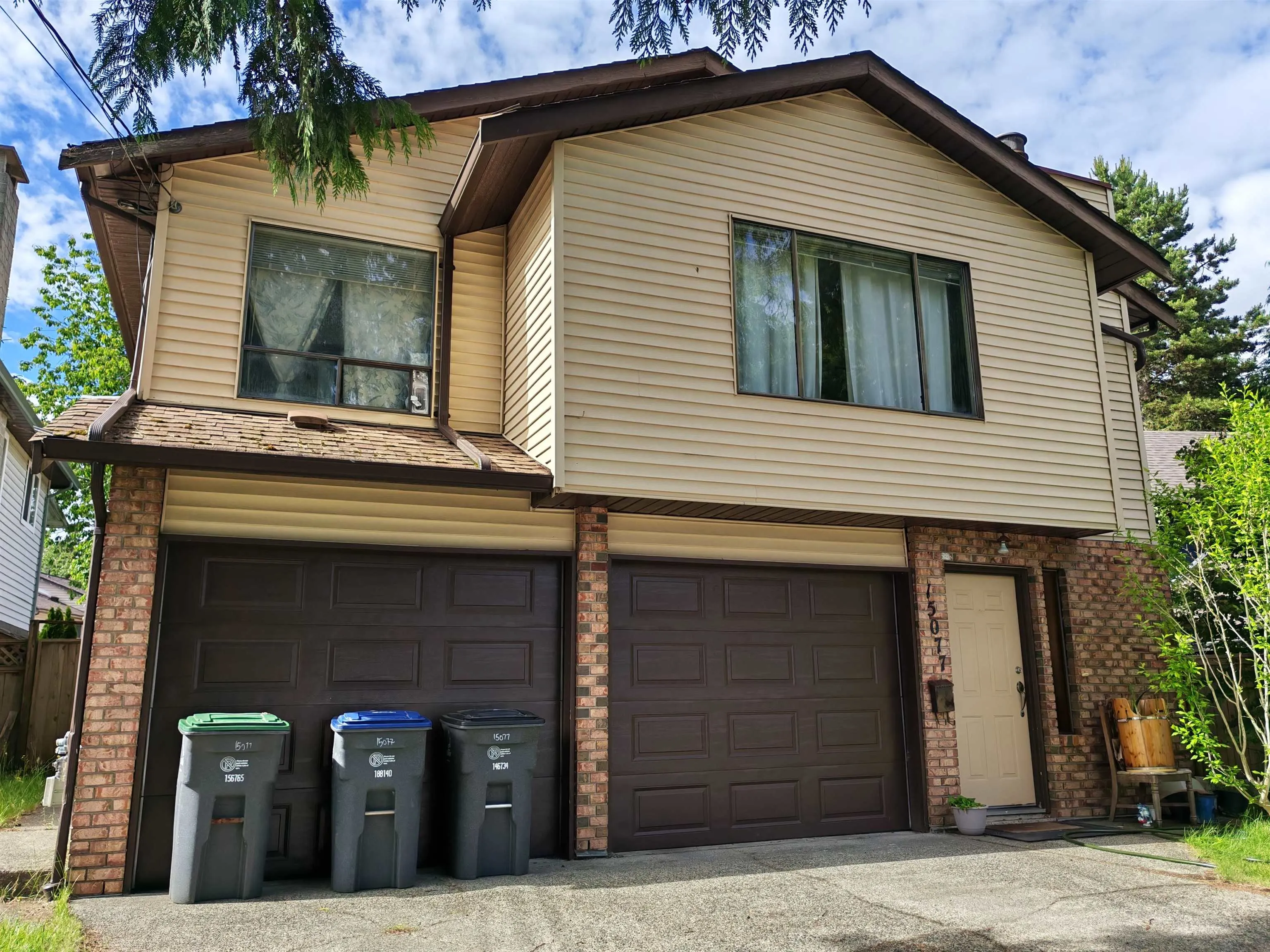 15077 98 Avenue