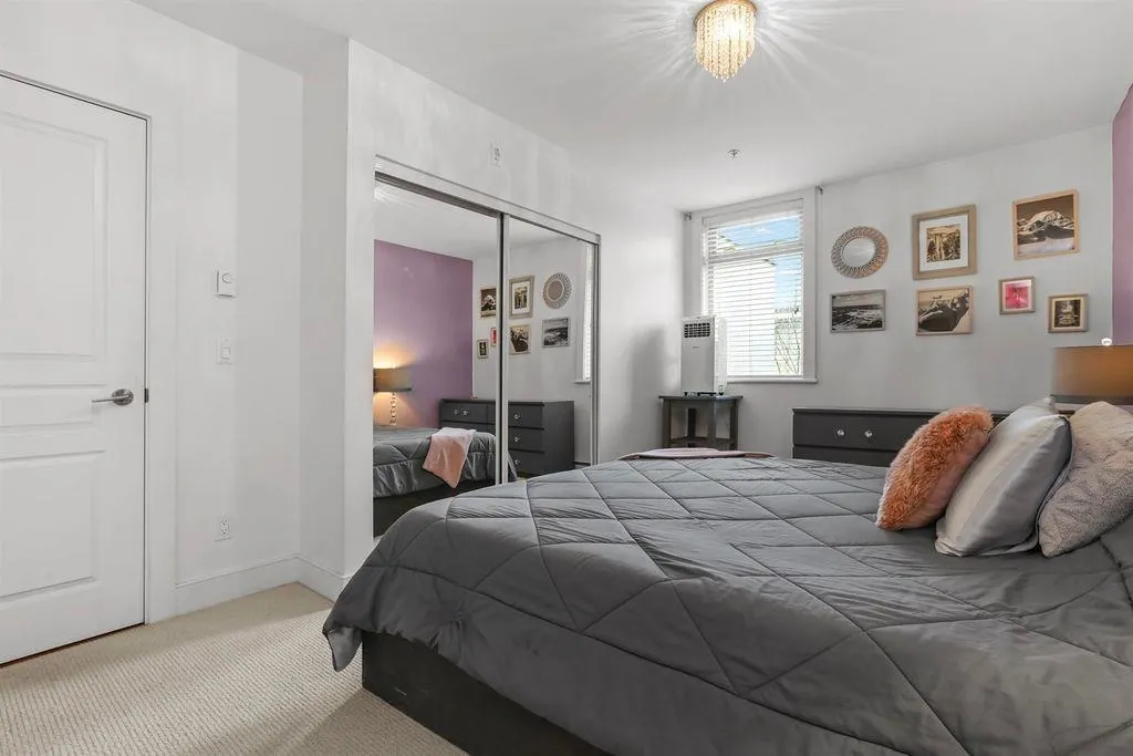 5599 14b Avenue #205