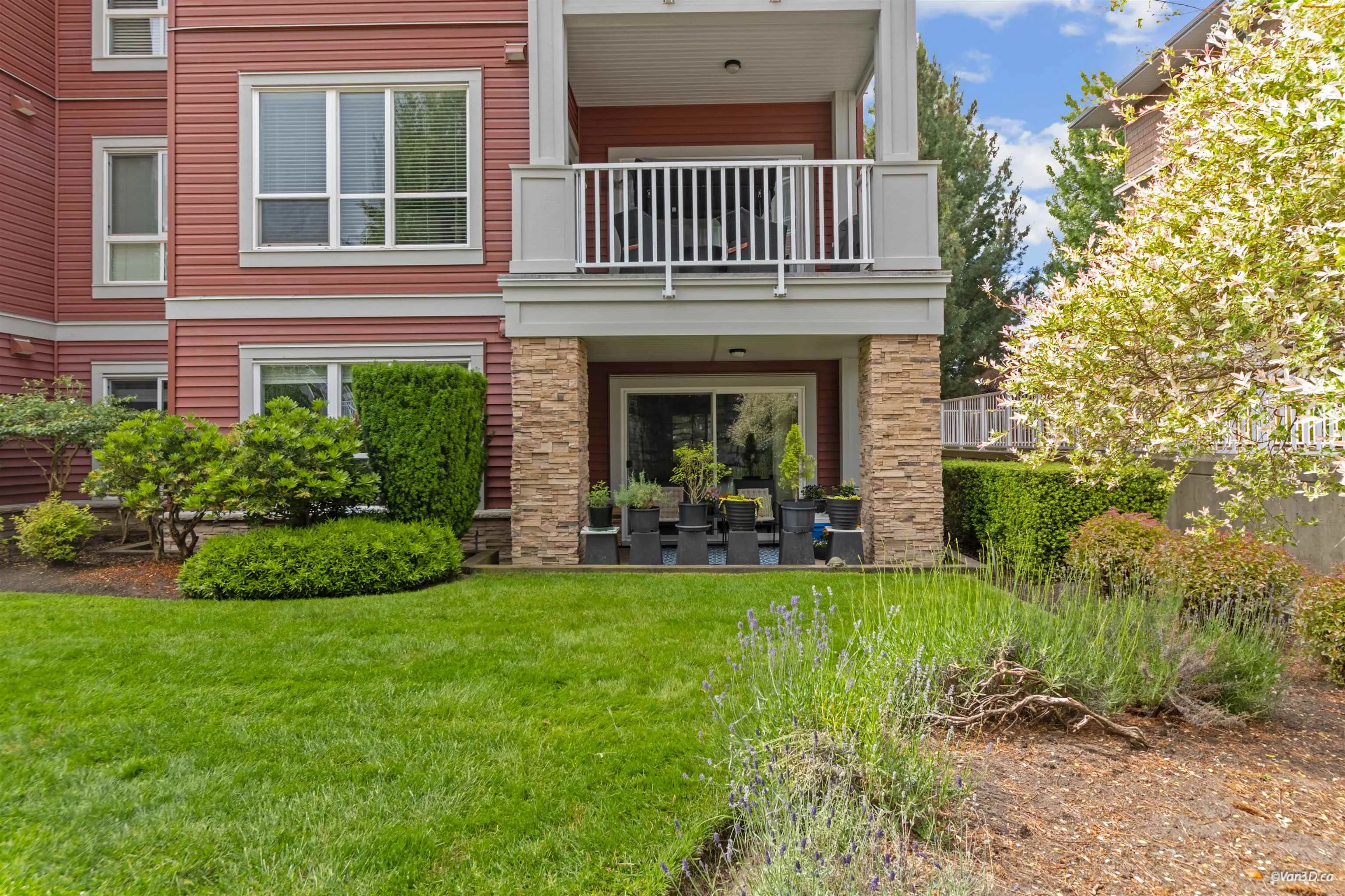 6440 194 Street #215
