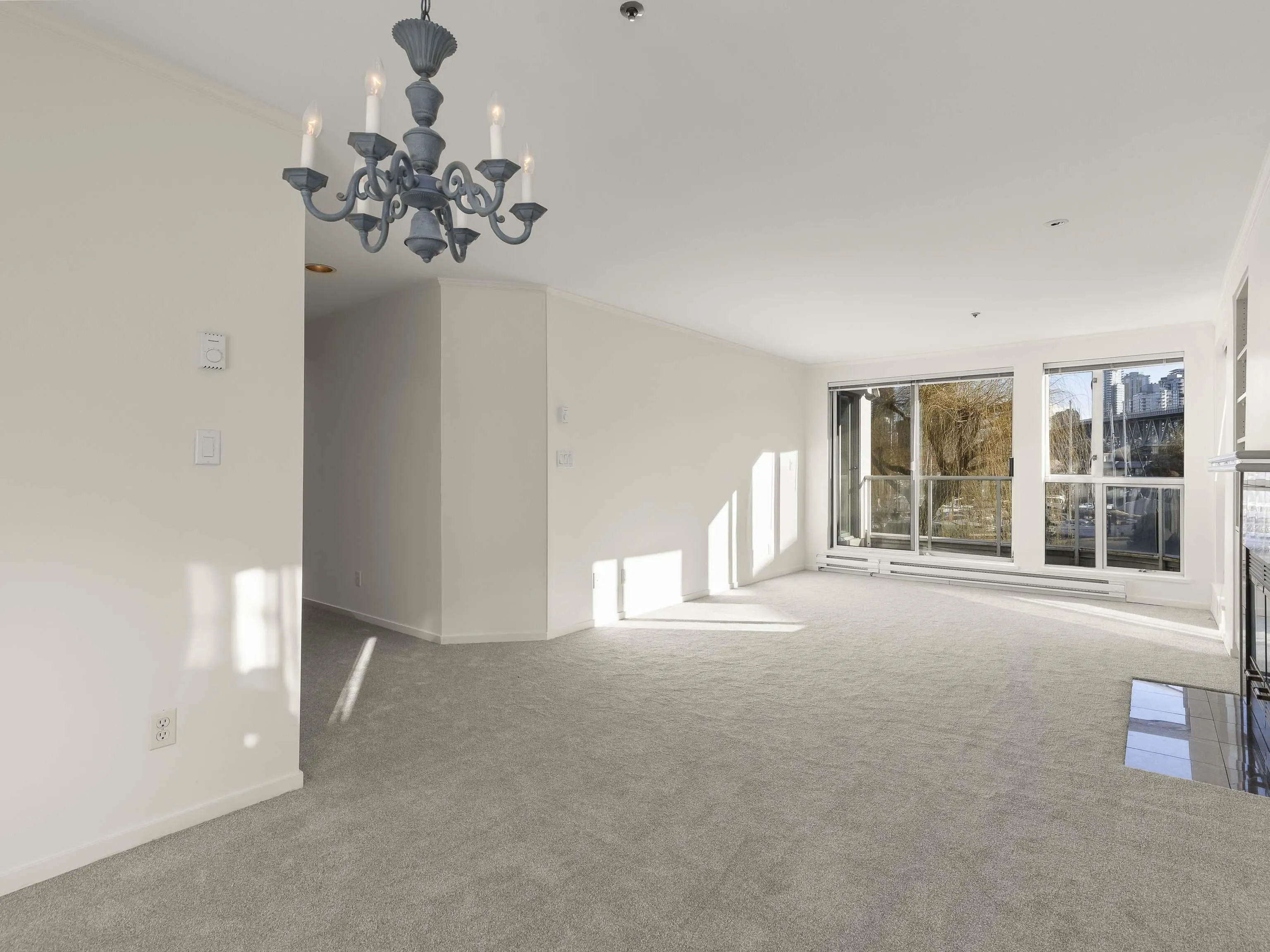 1551 Mariner Walk #202