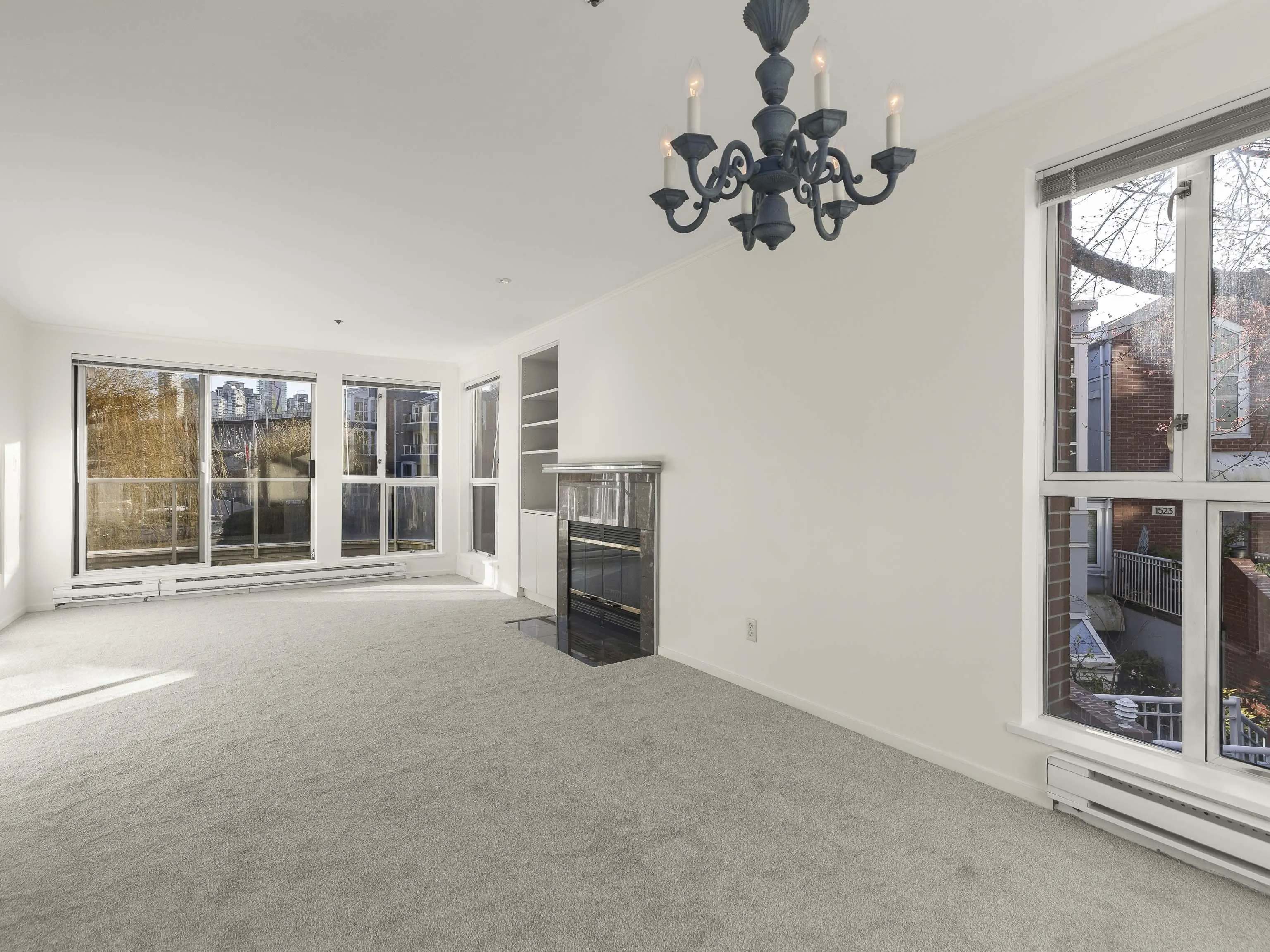 1551 Mariner Walk #202