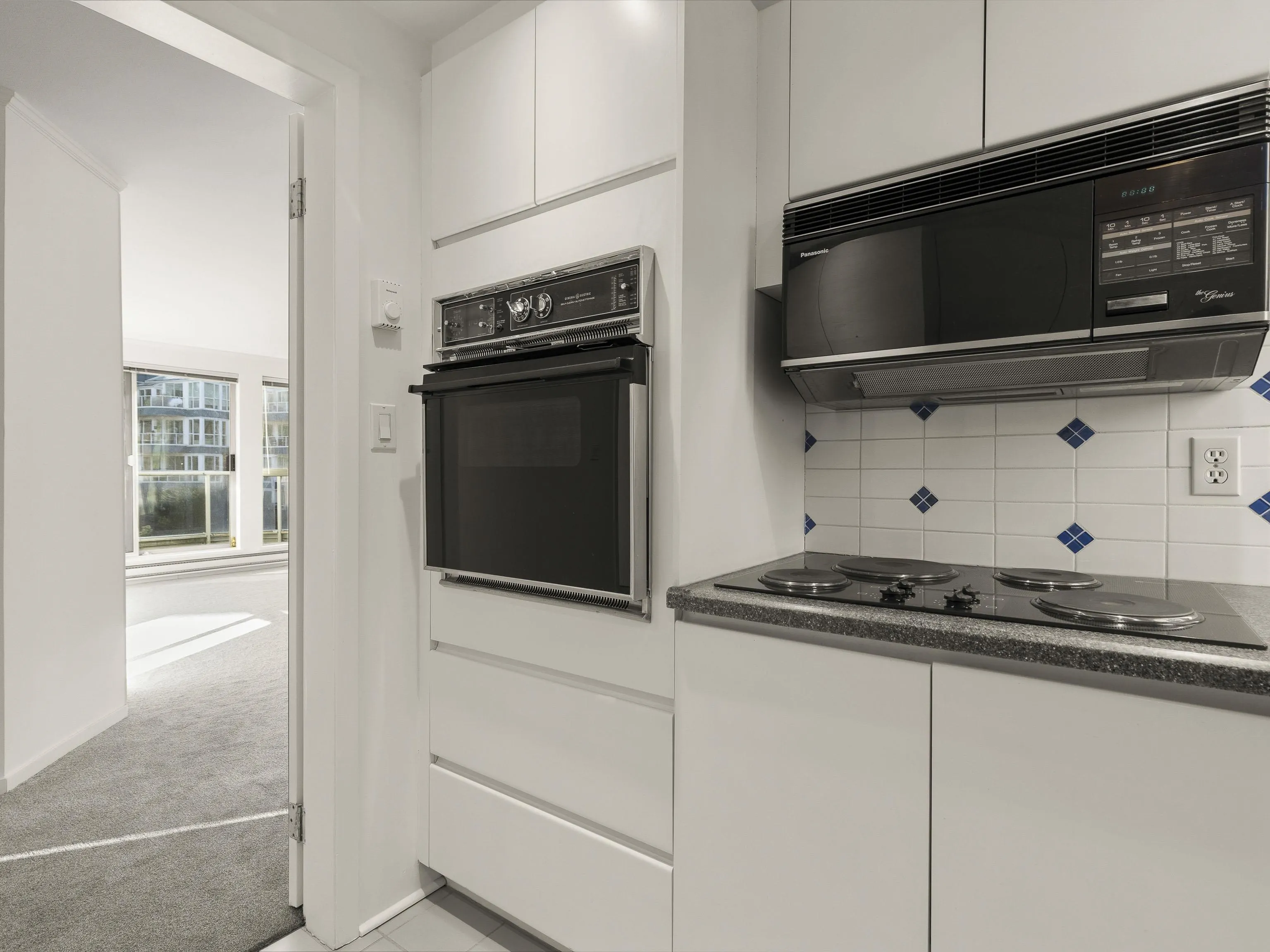 1551 Mariner Walk #202
