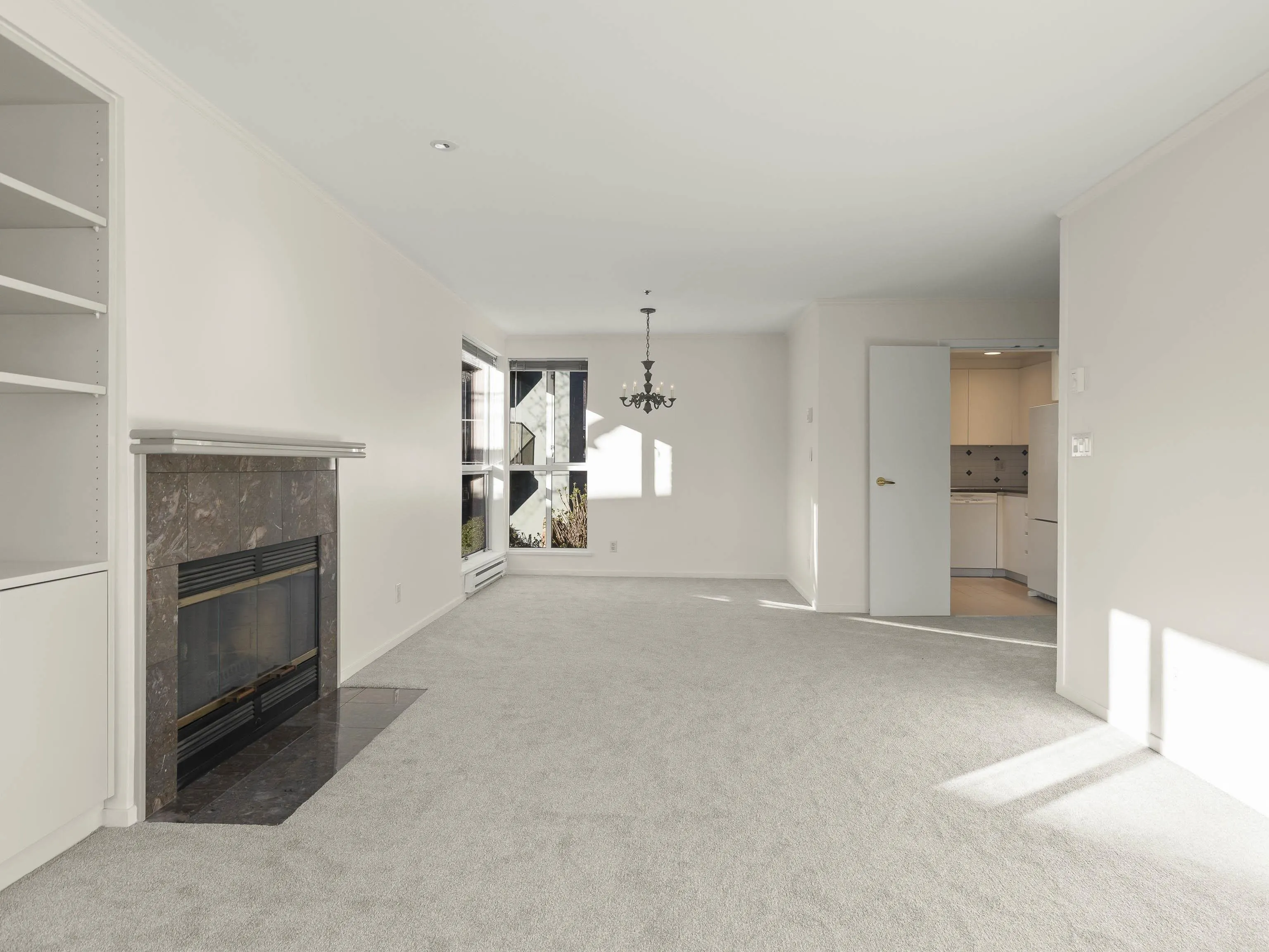 1551 Mariner Walk #202