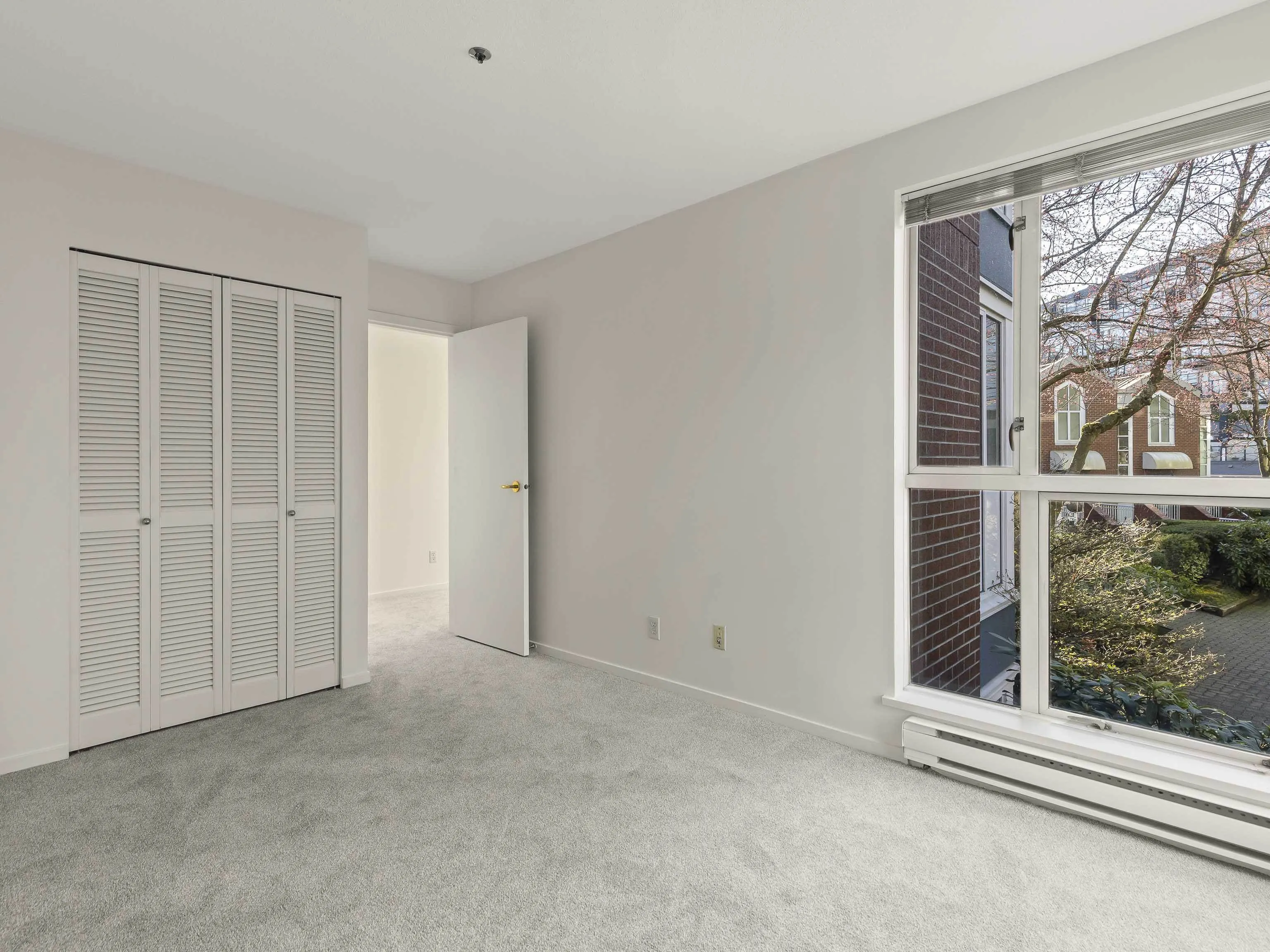 1551 Mariner Walk #202