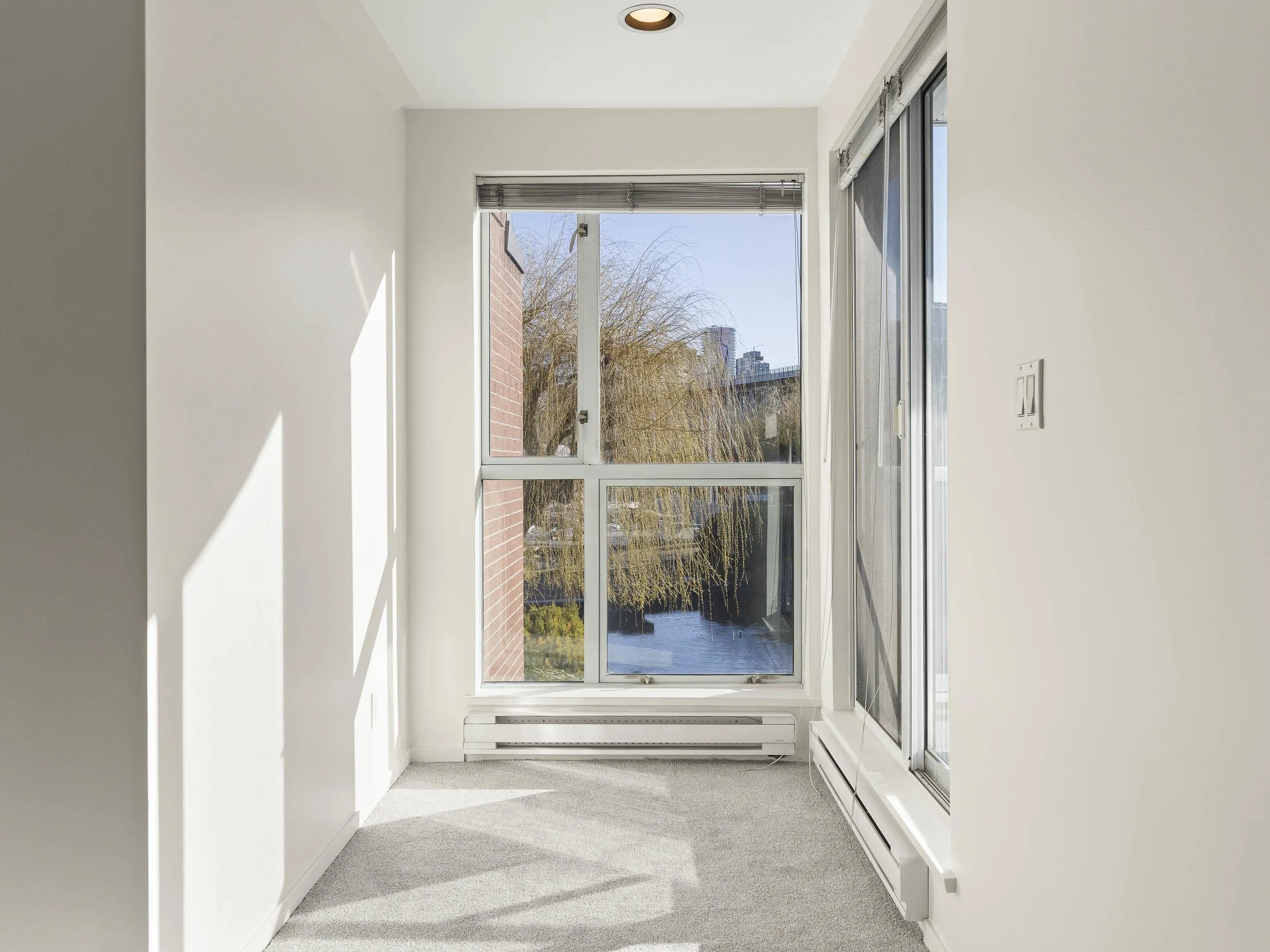 1551 Mariner Walk #202