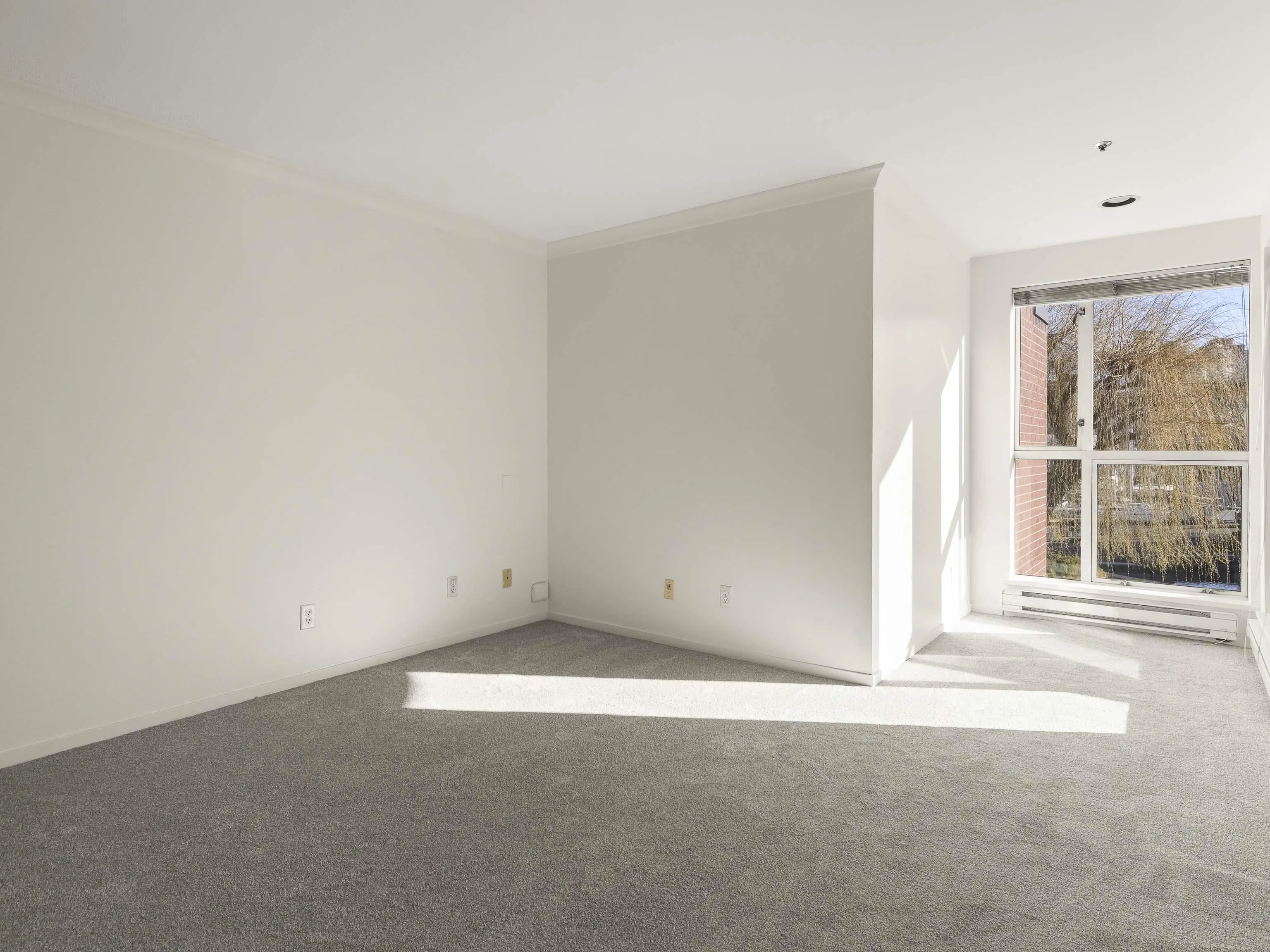 1551 Mariner Walk #202
