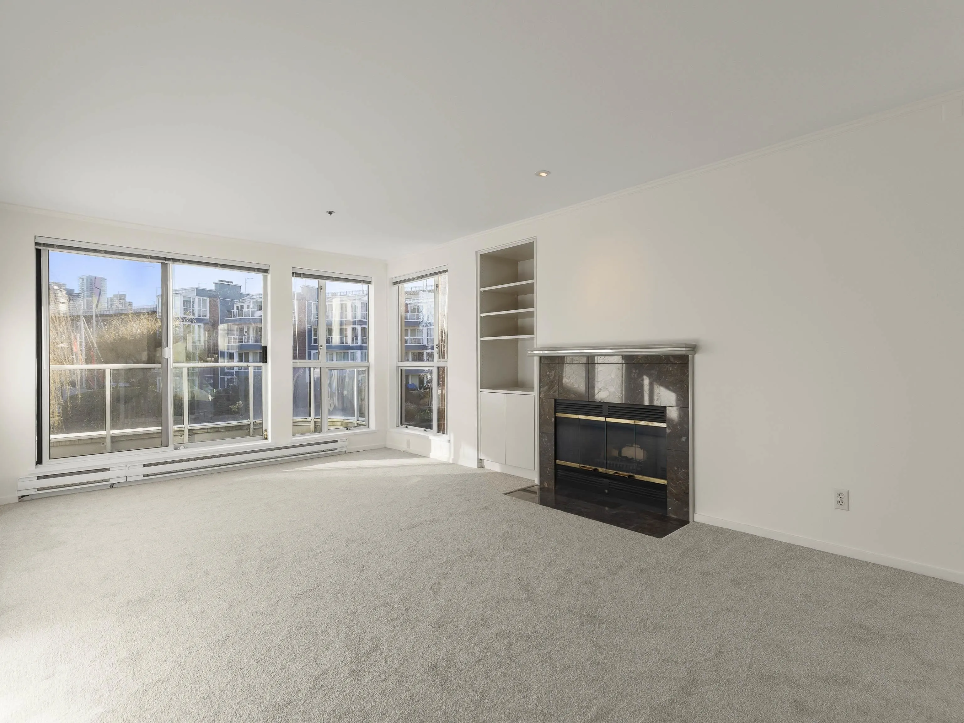 1551 Mariner Walk #202