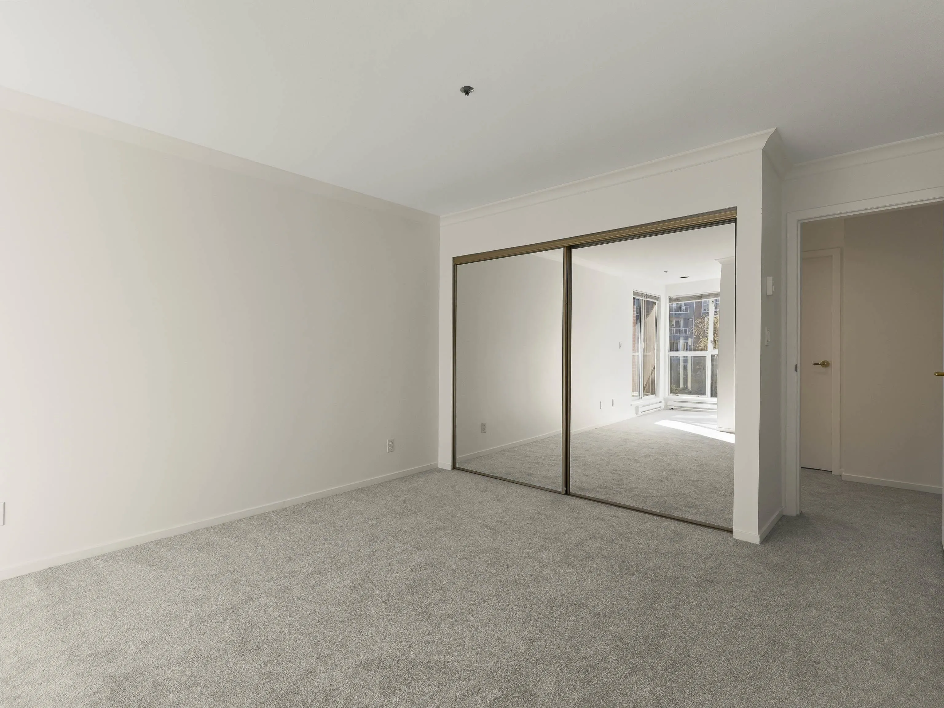 1551 Mariner Walk #202