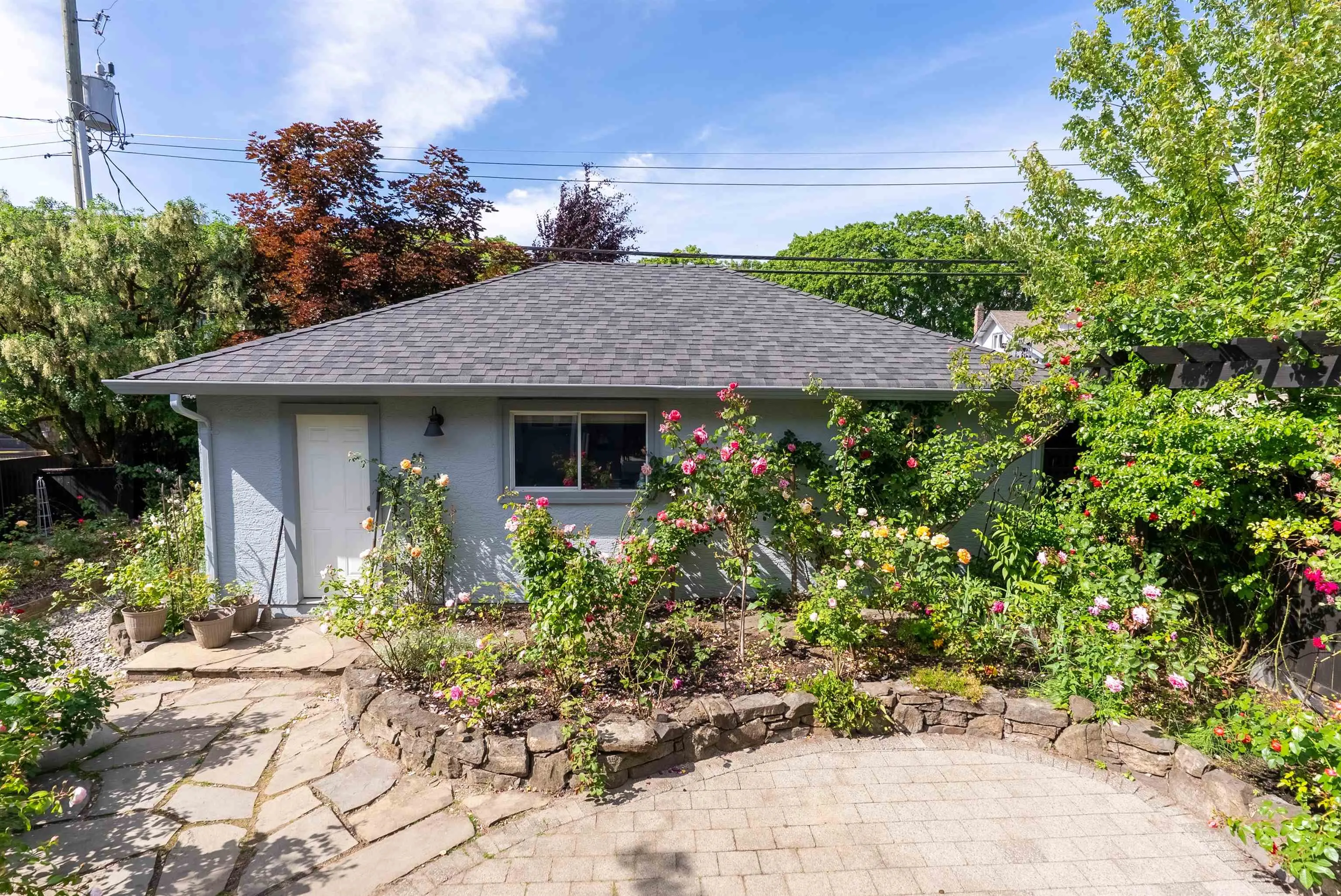 3985 W 14th Avenue