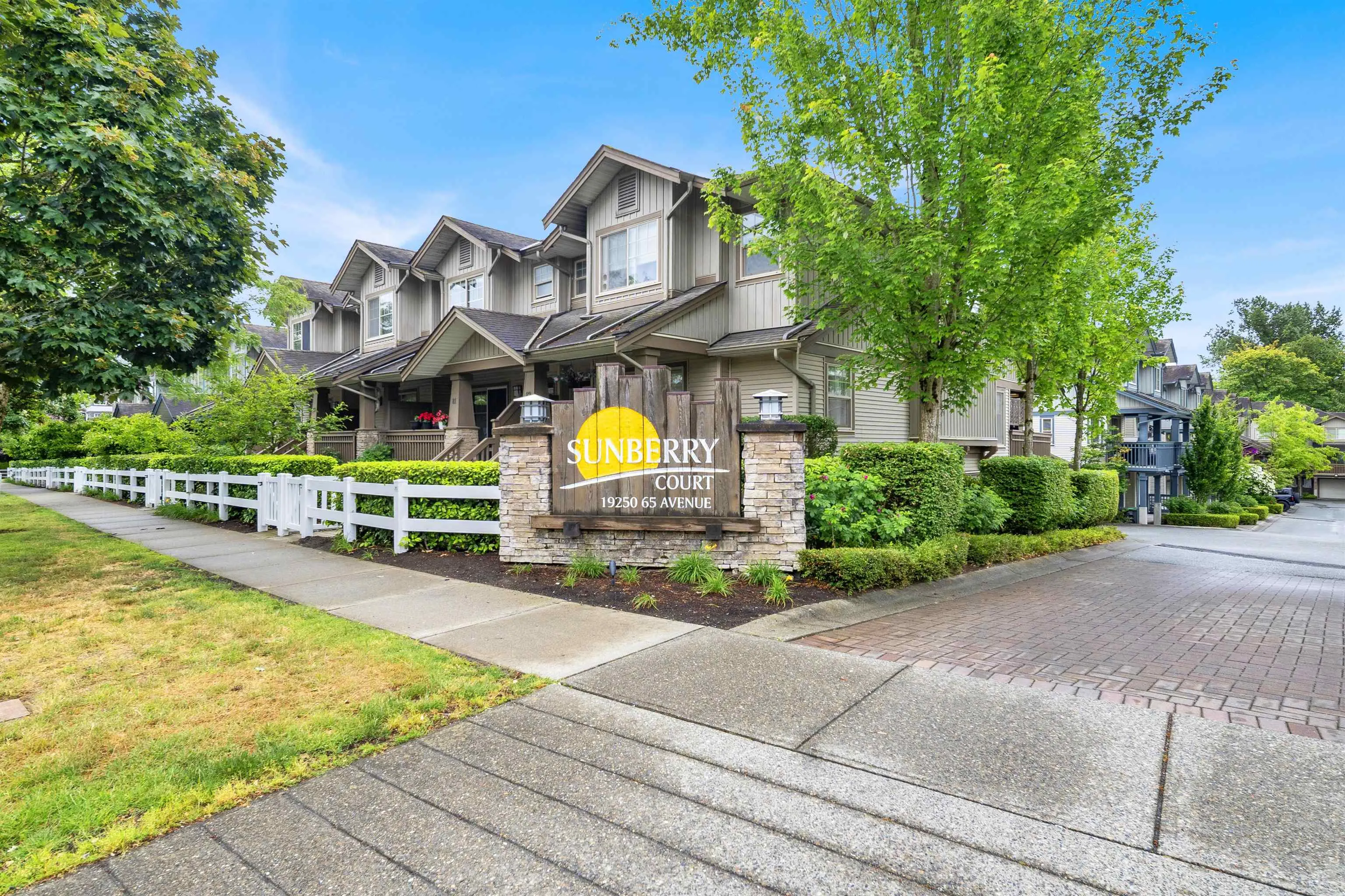 19250 65 Avenue #64